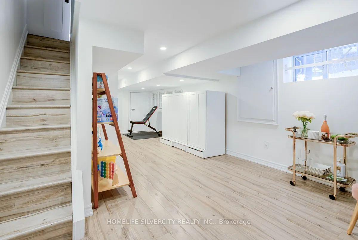 Photo 19 of 114 Springdale Boulevard, Toronto, Danforth Village-East York — HOMEH
