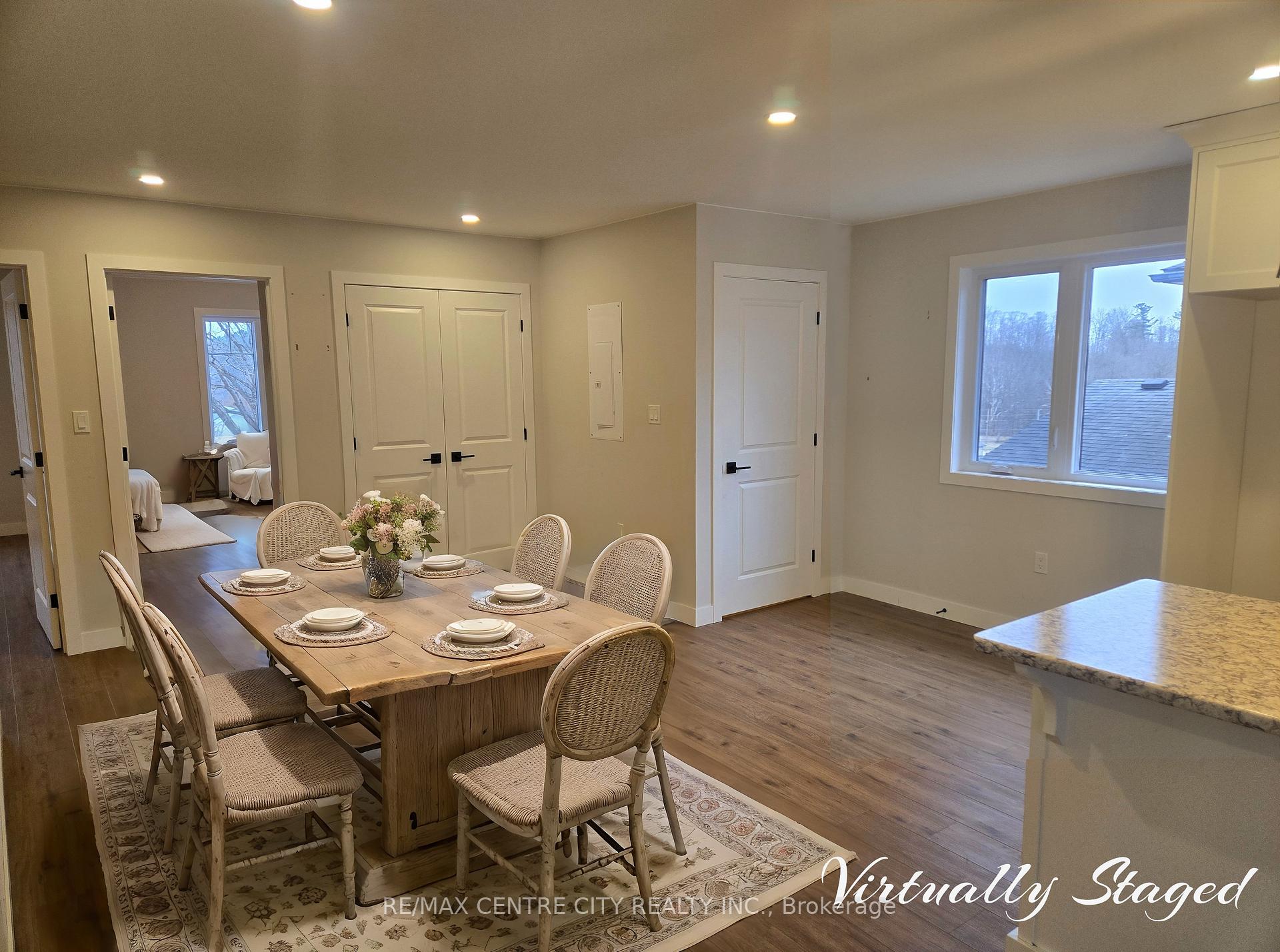 Photo 4 of Unit Upper, 9 Oak Street, Bayham, Vienna — HOMEH