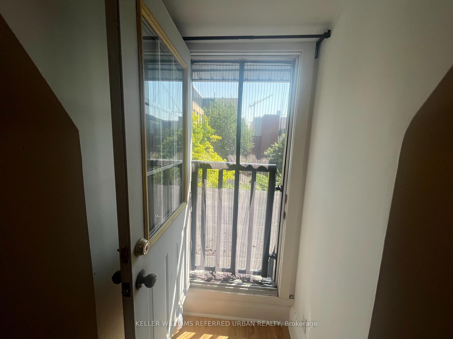 Photo 10 of Unit Upper, 91 Dovercourt Road, Toronto, Niagara — HOMEH
