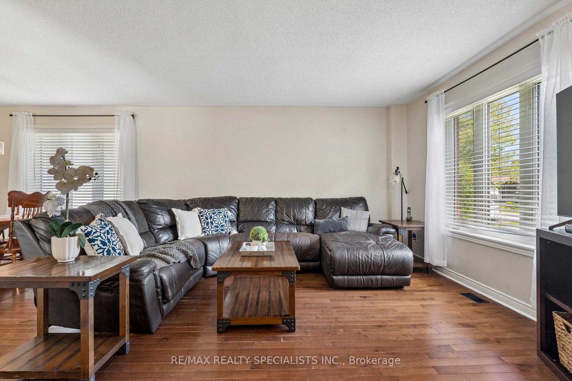 Photo 7 of 64 Smallman Drive, Wasaga Beach — HOMEH
