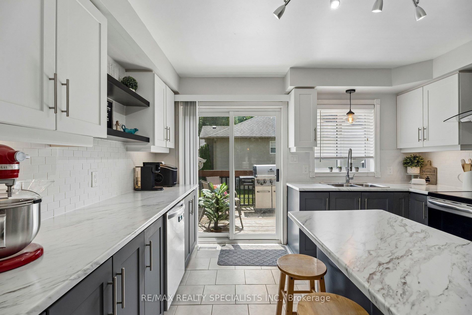 Photo 17 of 64 Smallman Drive, Wasaga Beach — HOMEH