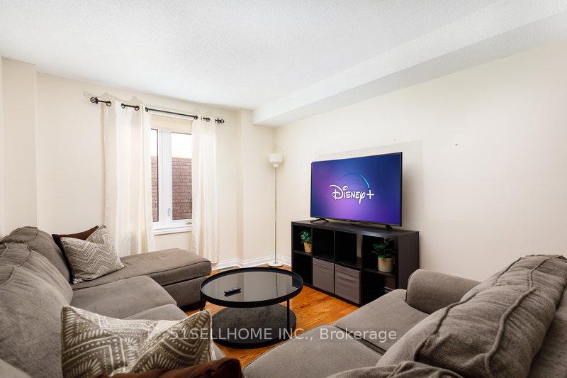 Photo 7 of 4771 Antelope Crescent, Mississauga, Hurontario — HOMEH