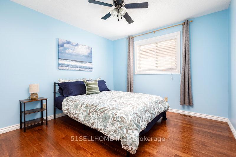 Photo 24 of 4771 Antelope Crescent, Mississauga, Hurontario — HOMEH