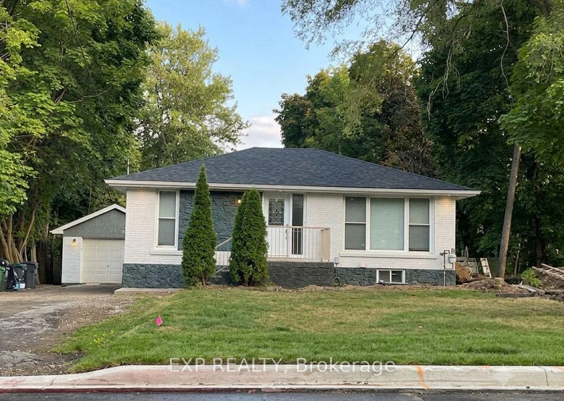 Photo 1 of Unit Upper Level, 254 Hillside Drive, Mississauga, Streetsville — HOMEH