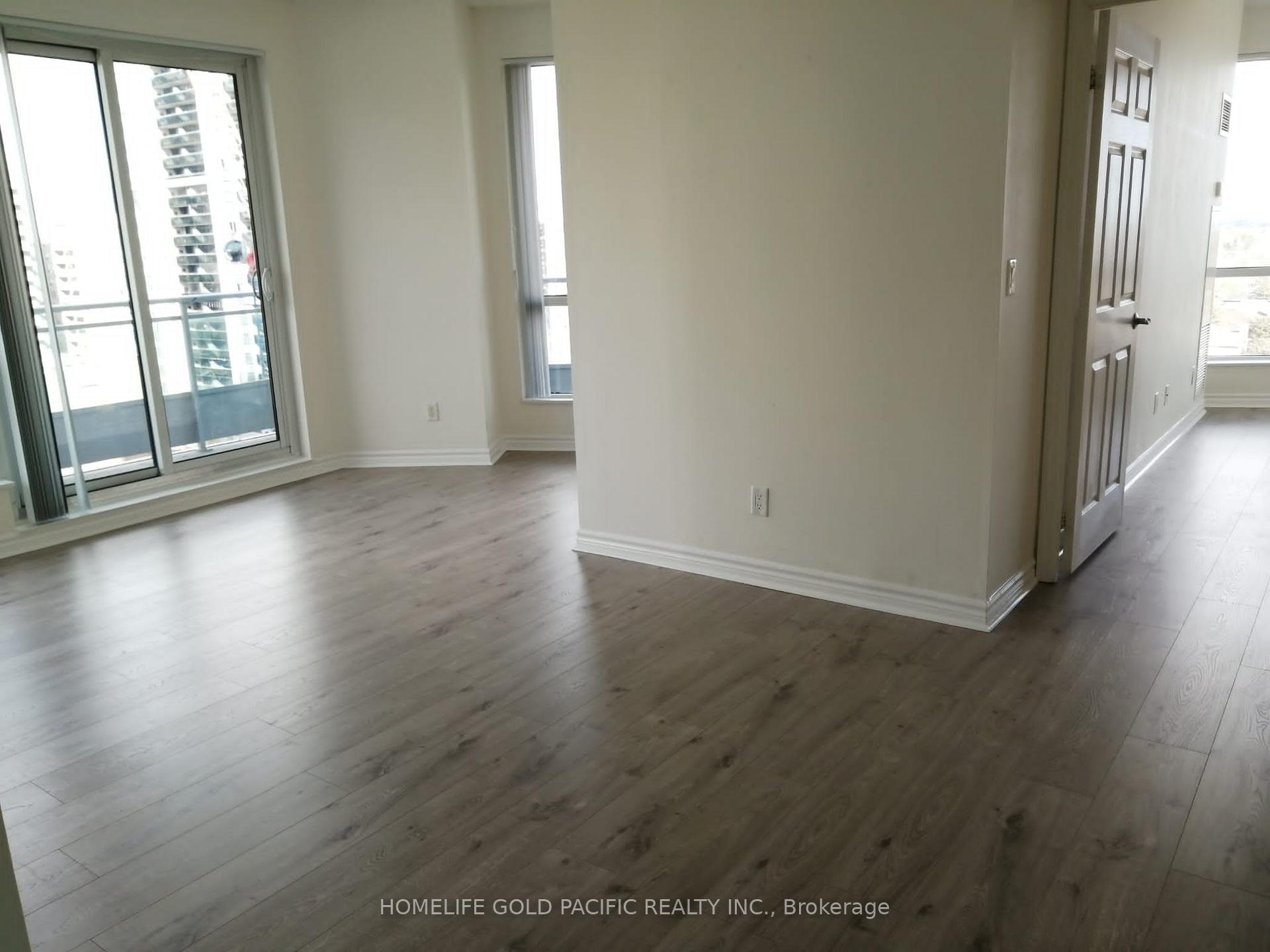 Photo 5 of Unit 1011, 18 Holmes Avenue, North York, Willowdale East — HOMEH