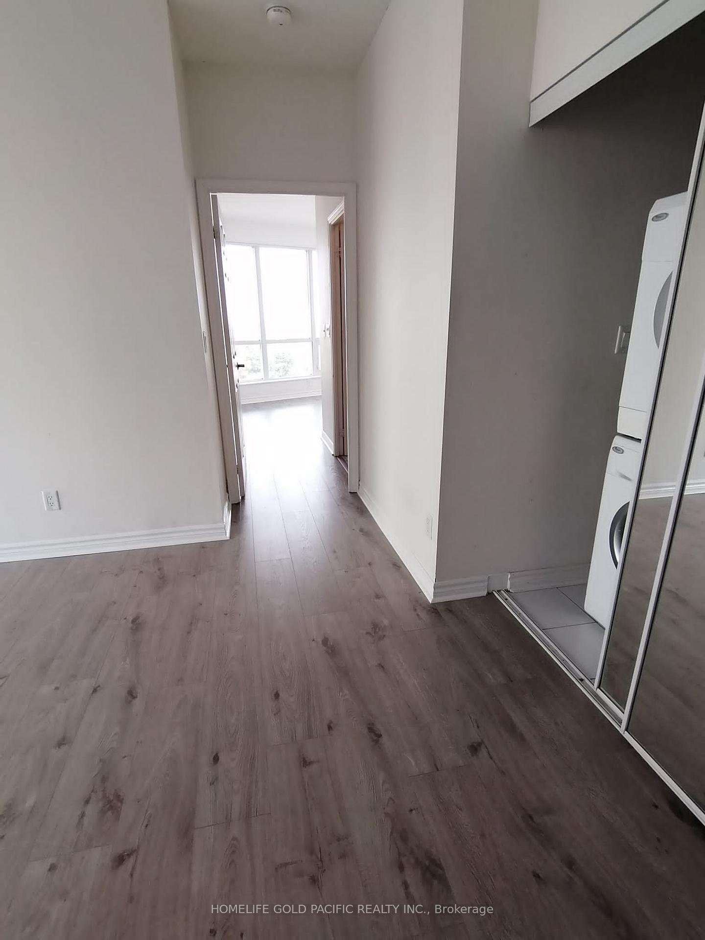 Photo 9 of Unit 1011, 18 Holmes Avenue, North York, Willowdale East — HOMEH
