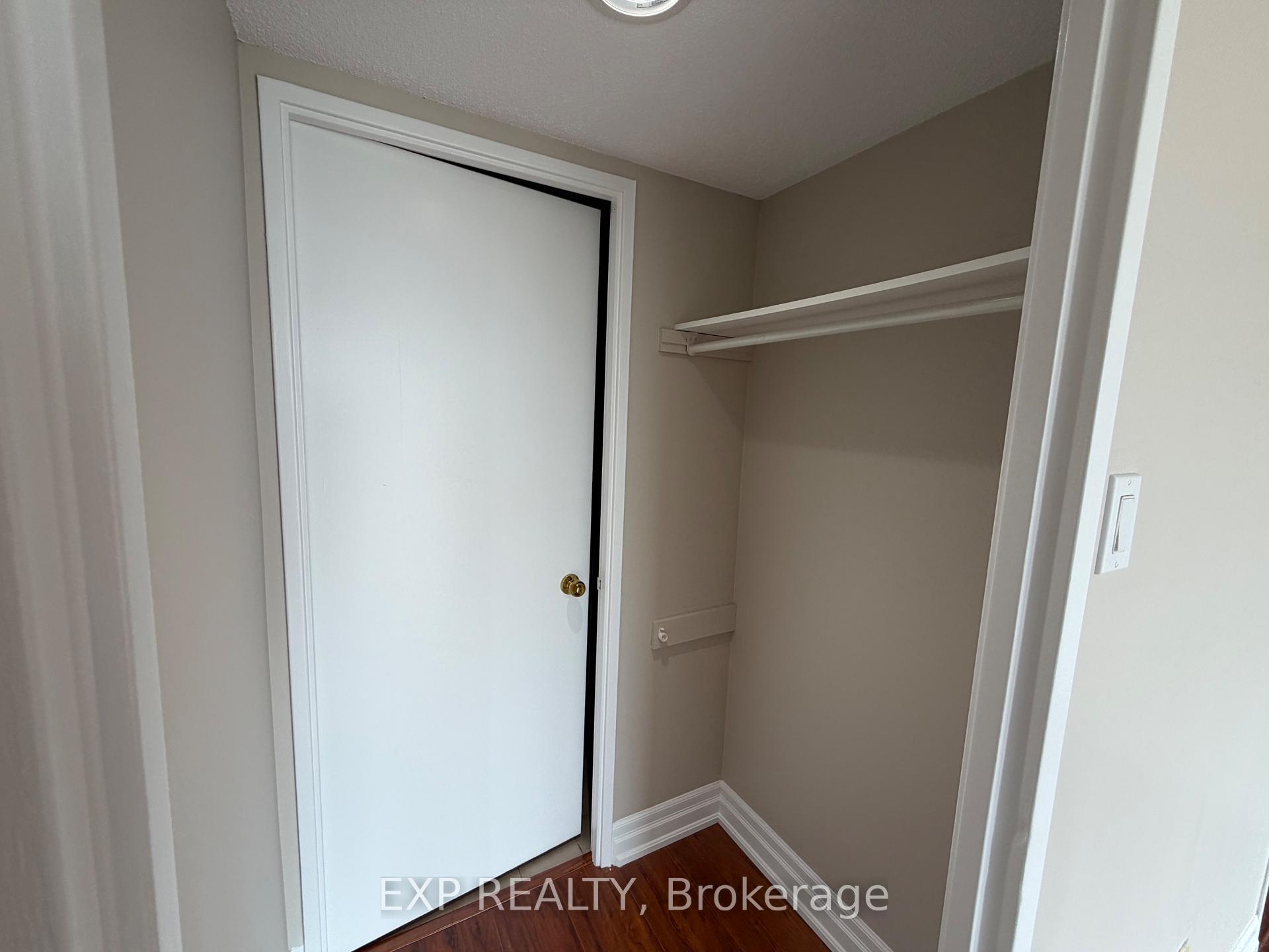 Photo 18 of Unit 2405, 4205 Shipp Drive, Mississauga, City Centre — HOMEH