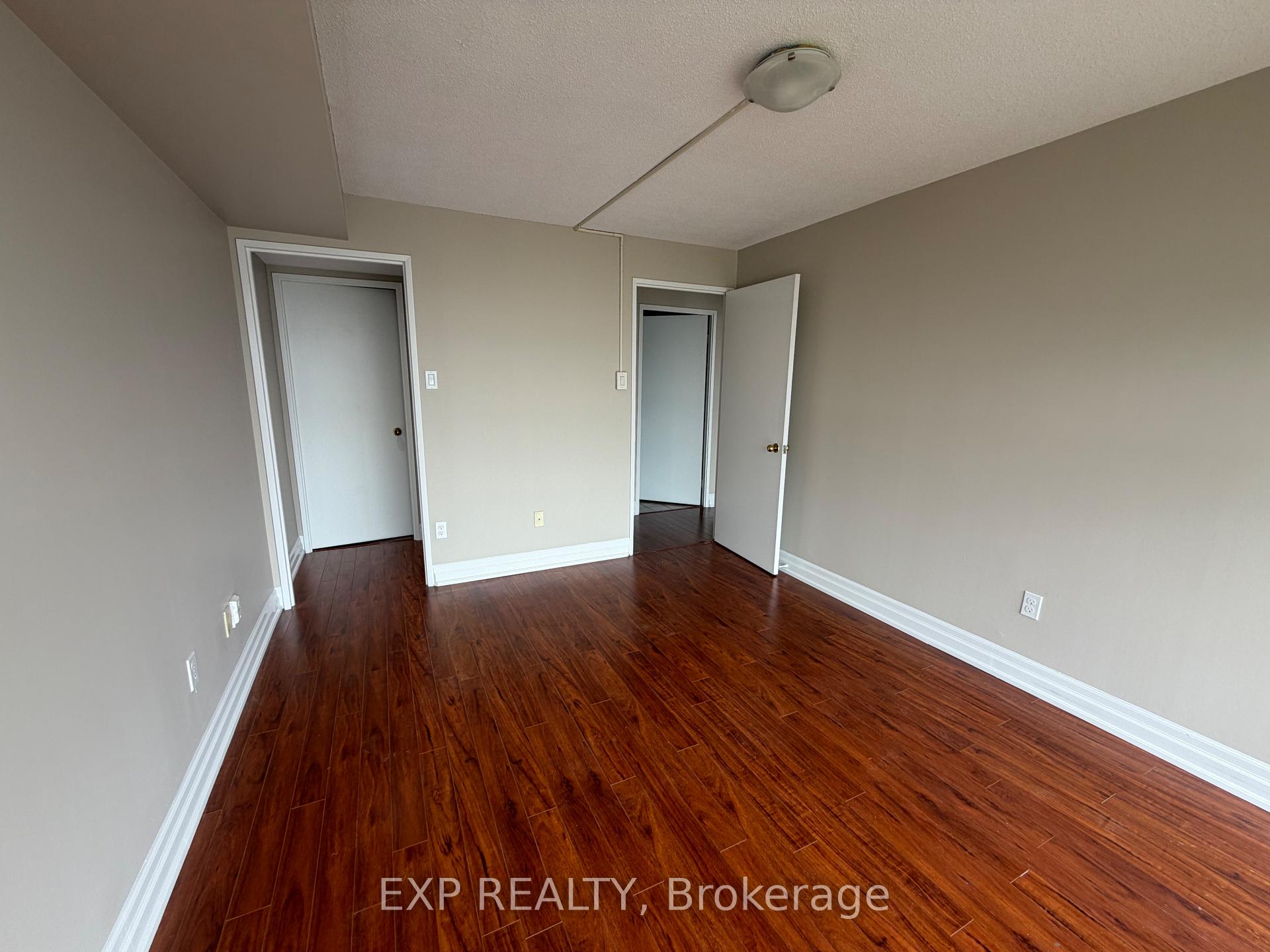 Photo 19 of Unit 2405, 4205 Shipp Drive, Mississauga, City Centre — HOMEH