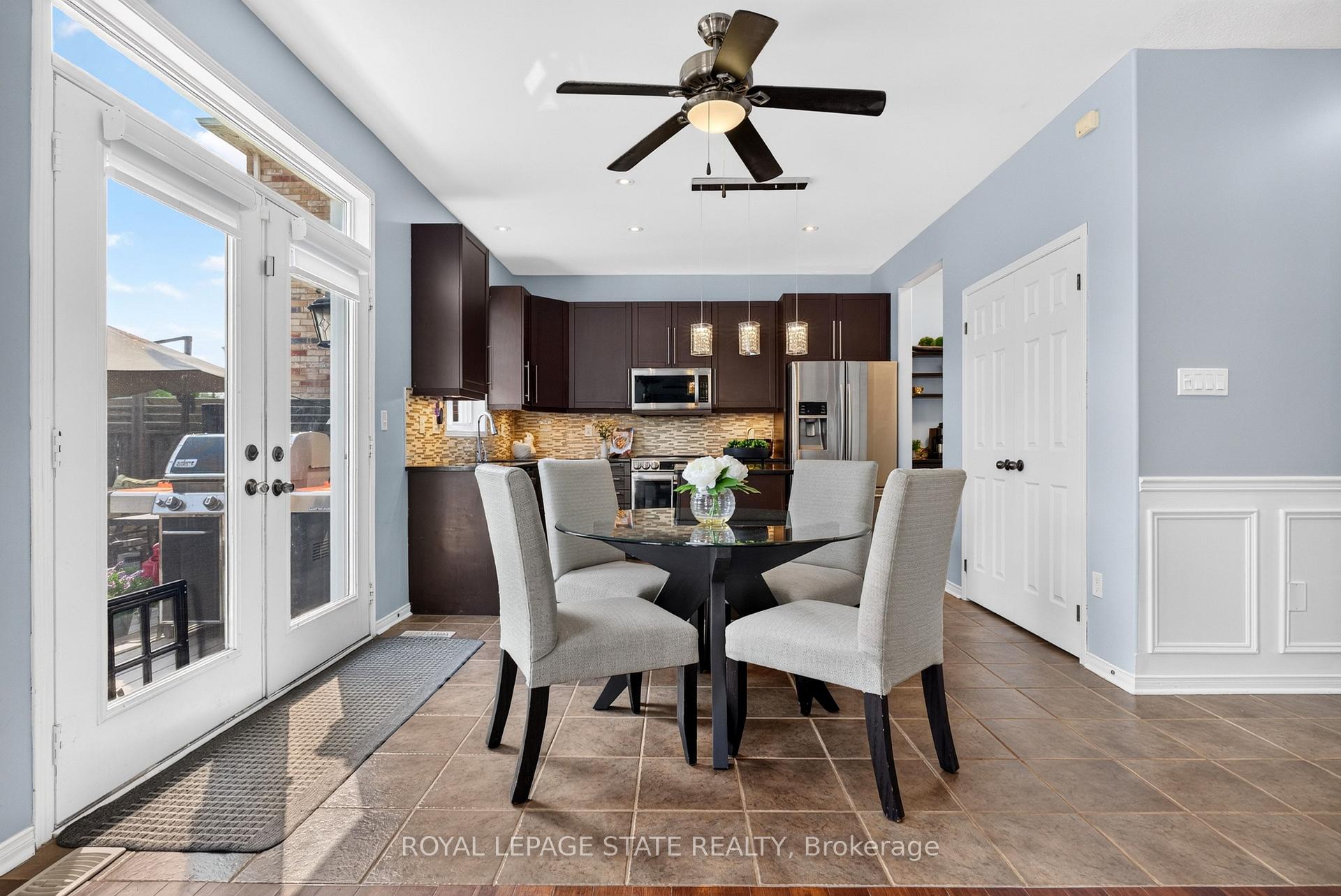Photo 3 of 140 Fowler Drive, Hamilton, Binbrook — HOMEH