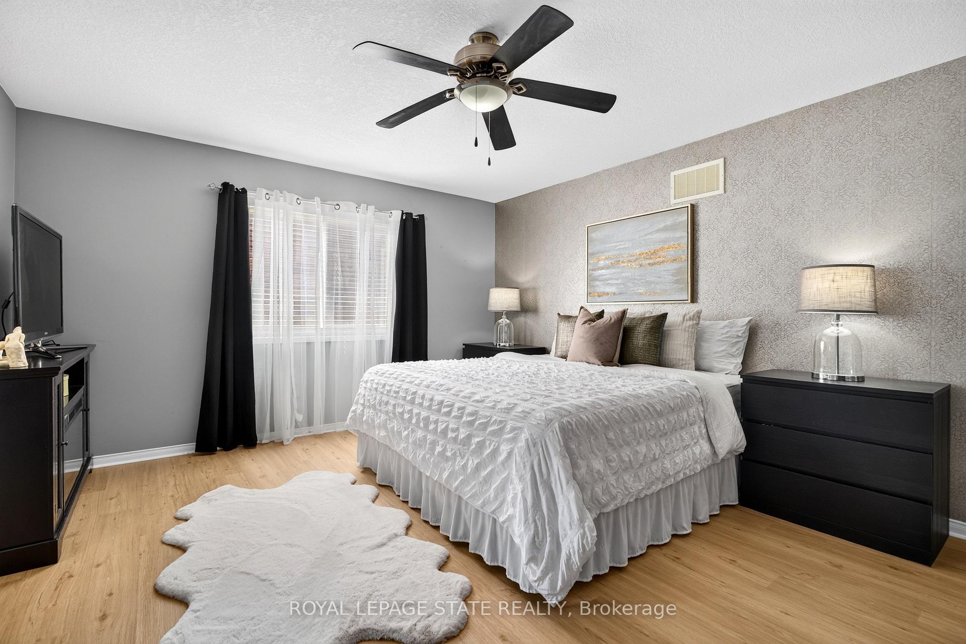 Photo 5 of 140 Fowler Drive, Hamilton, Binbrook — HOMEH