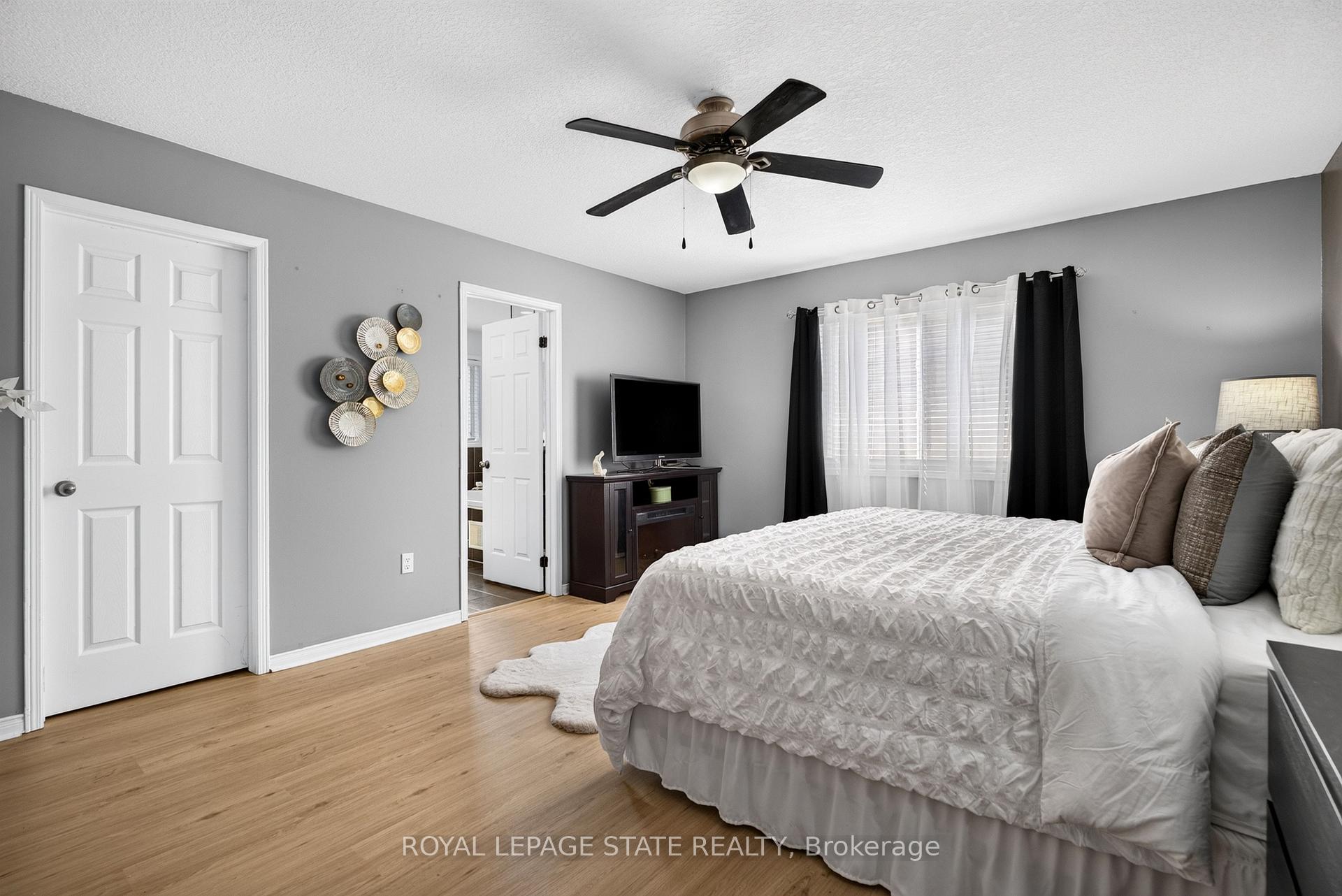 Photo 23 of 140 Fowler Drive, Hamilton, Binbrook — HOMEH