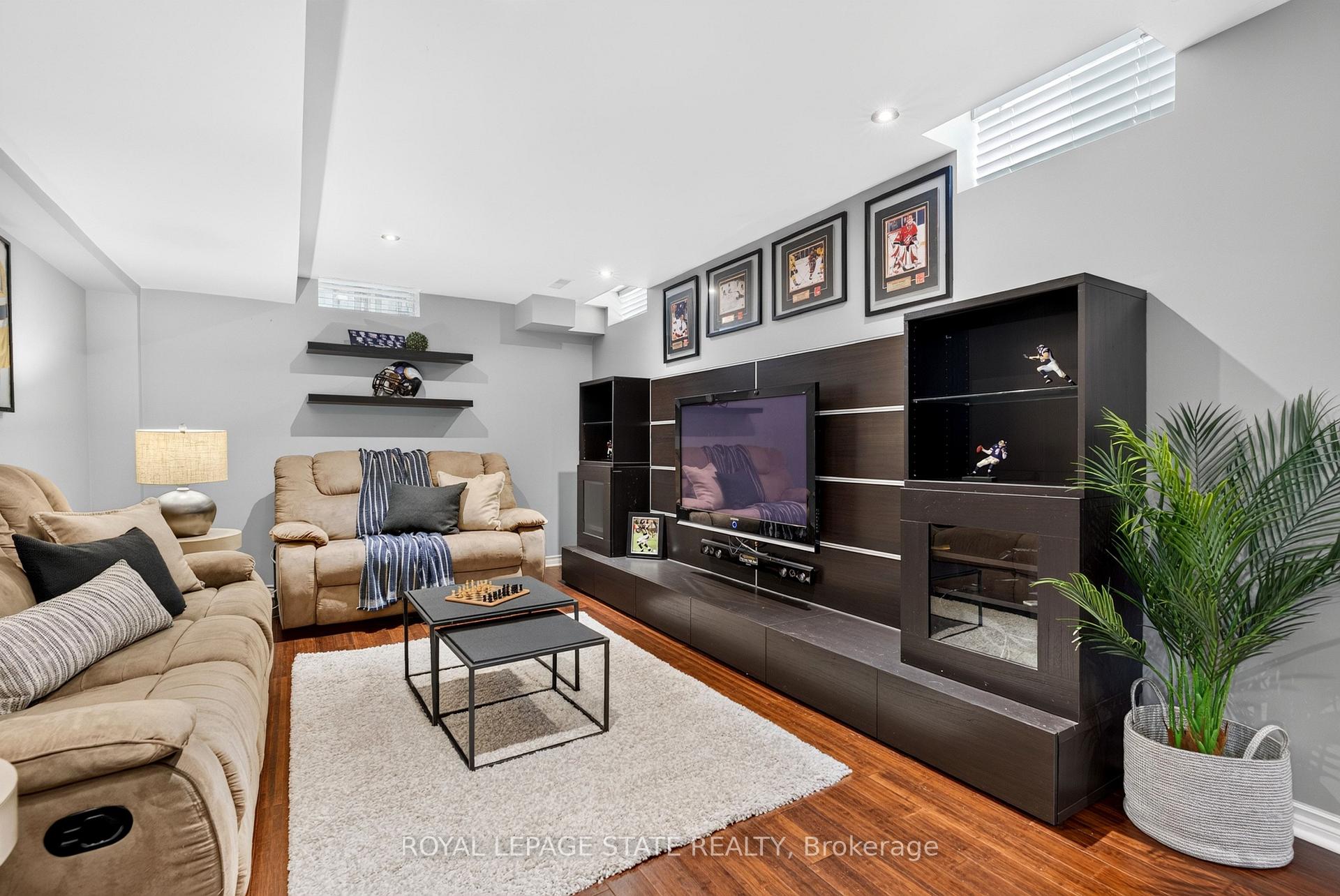 Photo 31 of 140 Fowler Drive, Hamilton, Binbrook — HOMEH