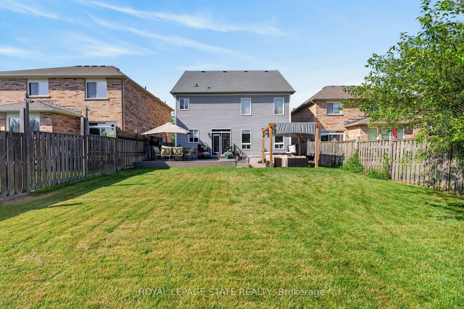 Photo 36 of 140 Fowler Drive, Hamilton, Binbrook — HOMEH