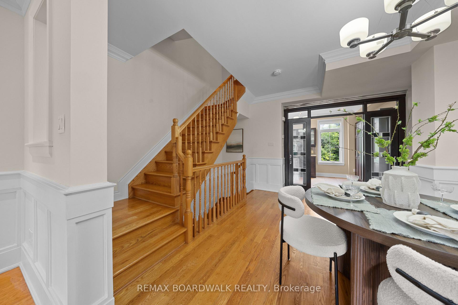 Photo 10 of 4 Harvey Street, Ottawa, Ottawa East — HOMEH