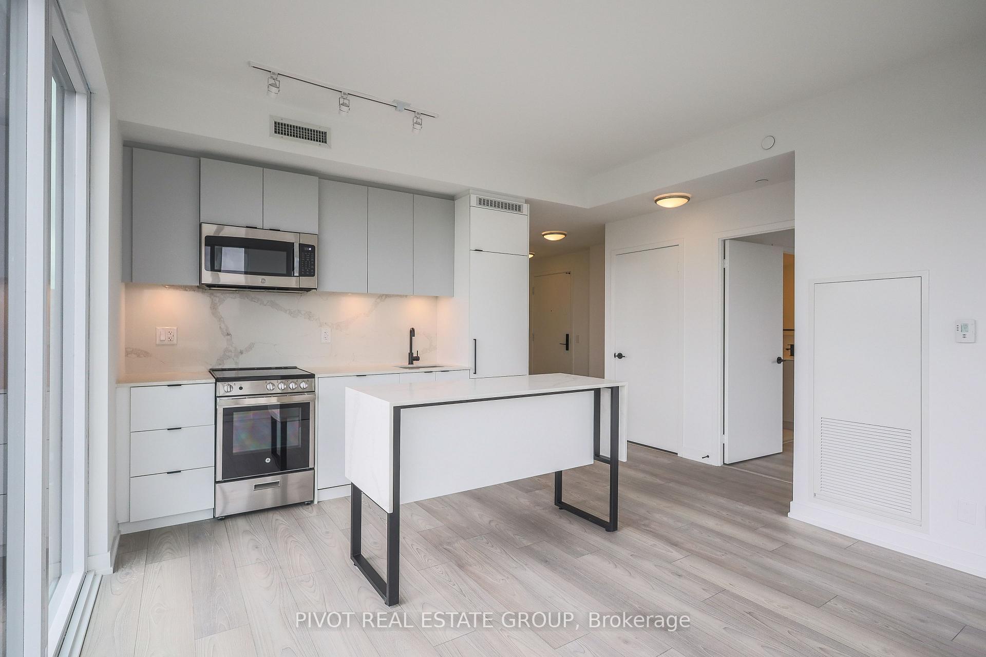 Photo 5 of Unit 1508, 285 Dufferin Street, Toronto, South Parkdale — HOMEH