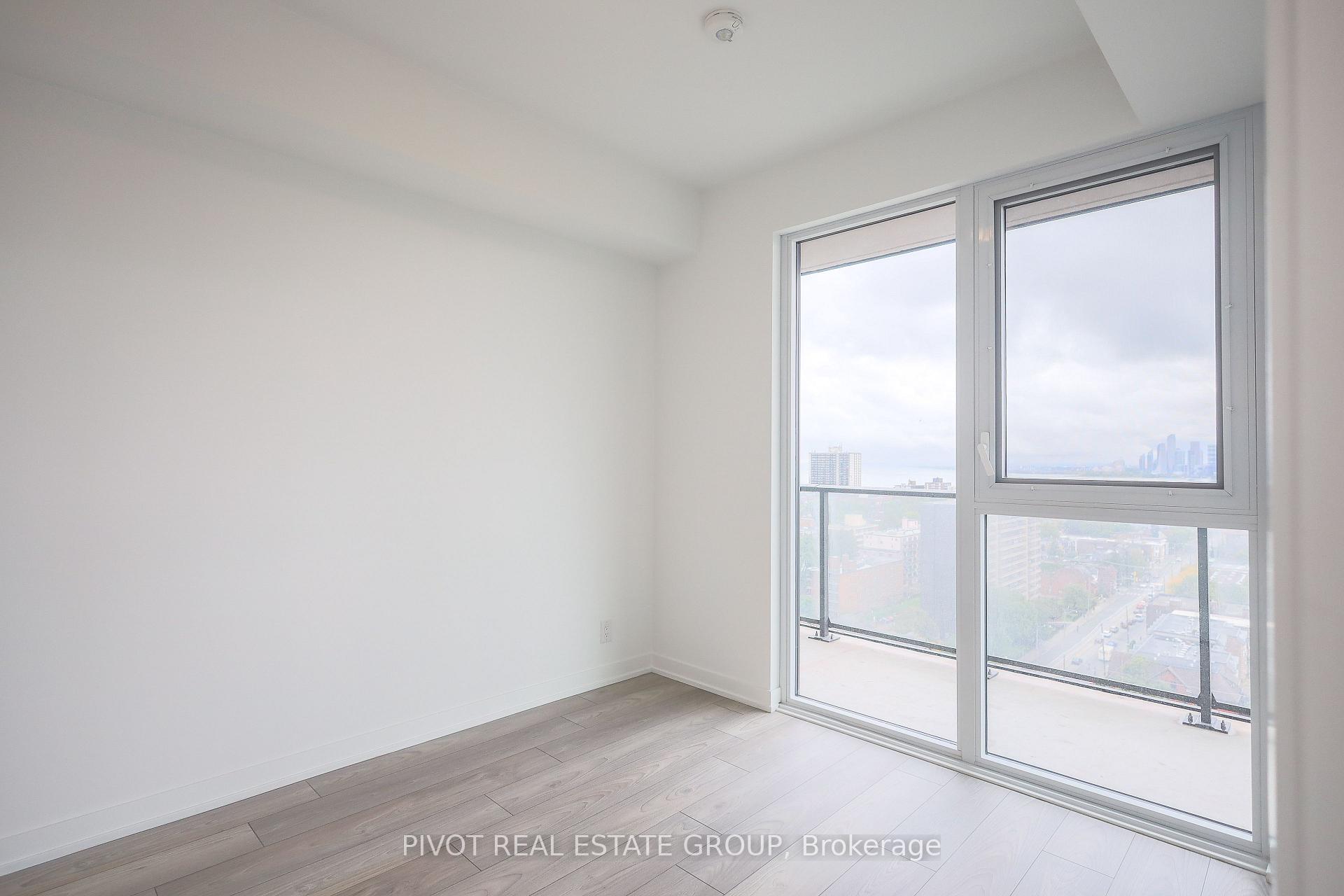 Photo 9 of Unit 1508, 285 Dufferin Street, Toronto, South Parkdale — HOMEH