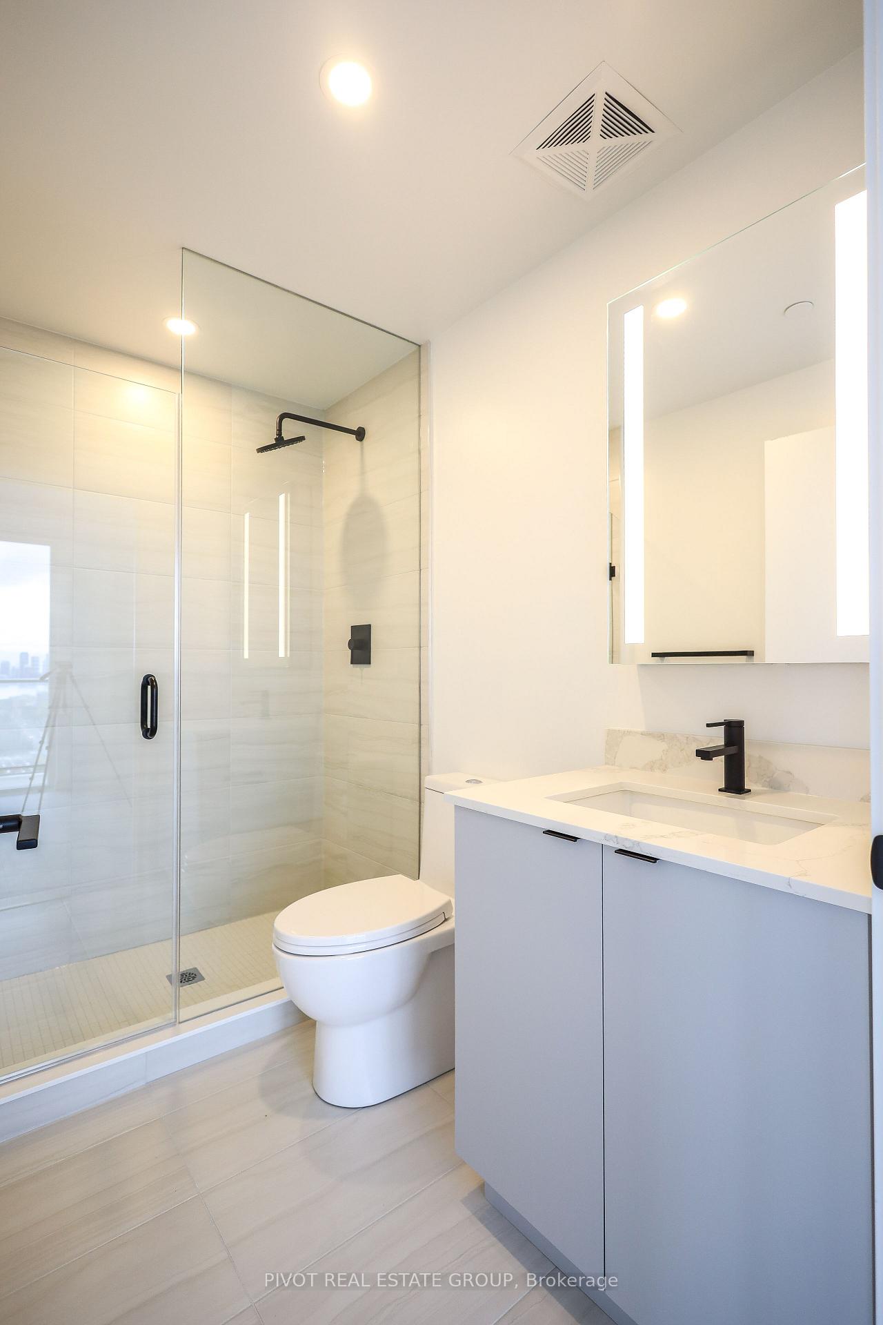 Photo 10 of Unit 1508, 285 Dufferin Street, Toronto, South Parkdale — HOMEH
