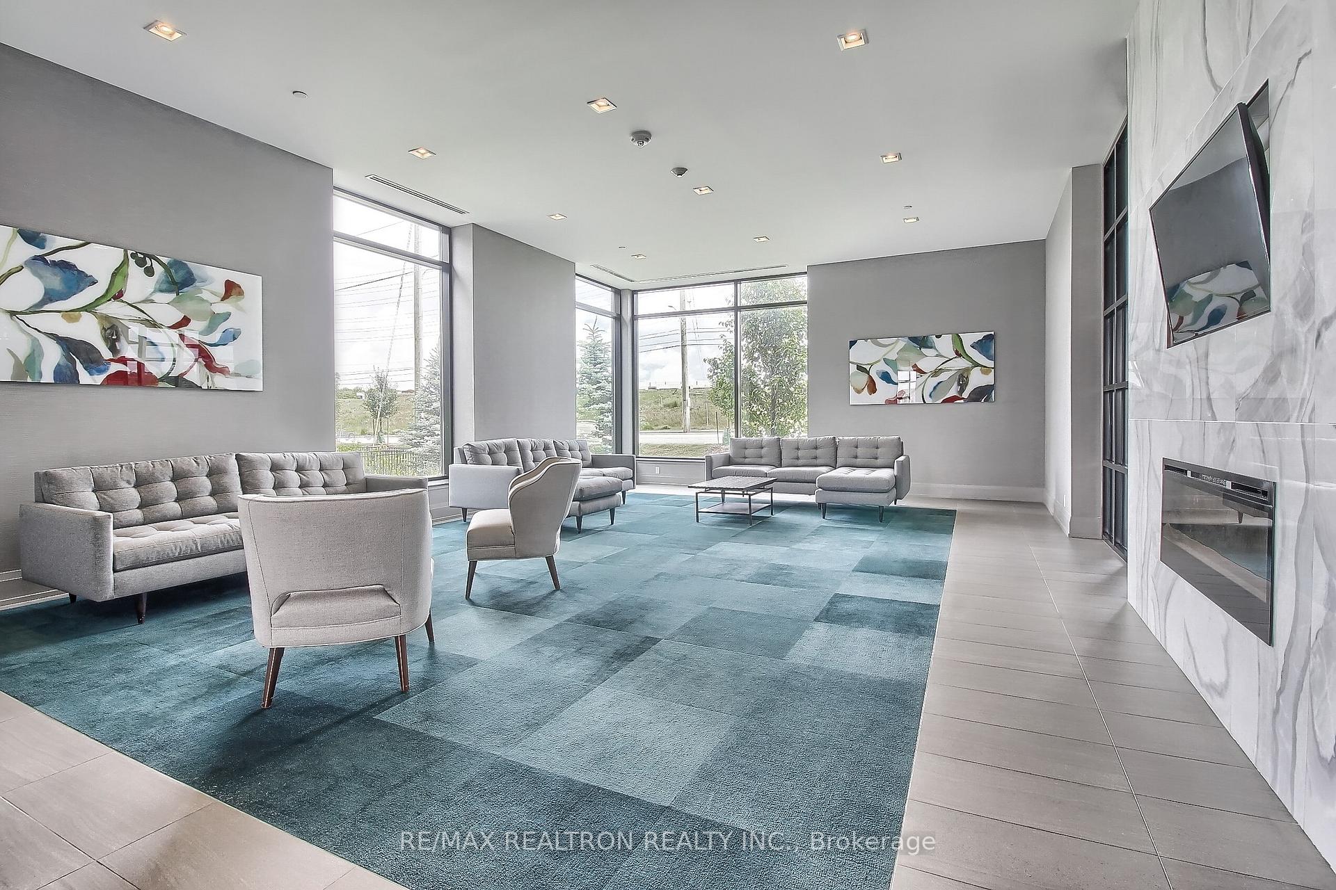 Photo 4 of Unit 242, 555 William Graham Dr, Aurora, Rural Aurora — HOMEH