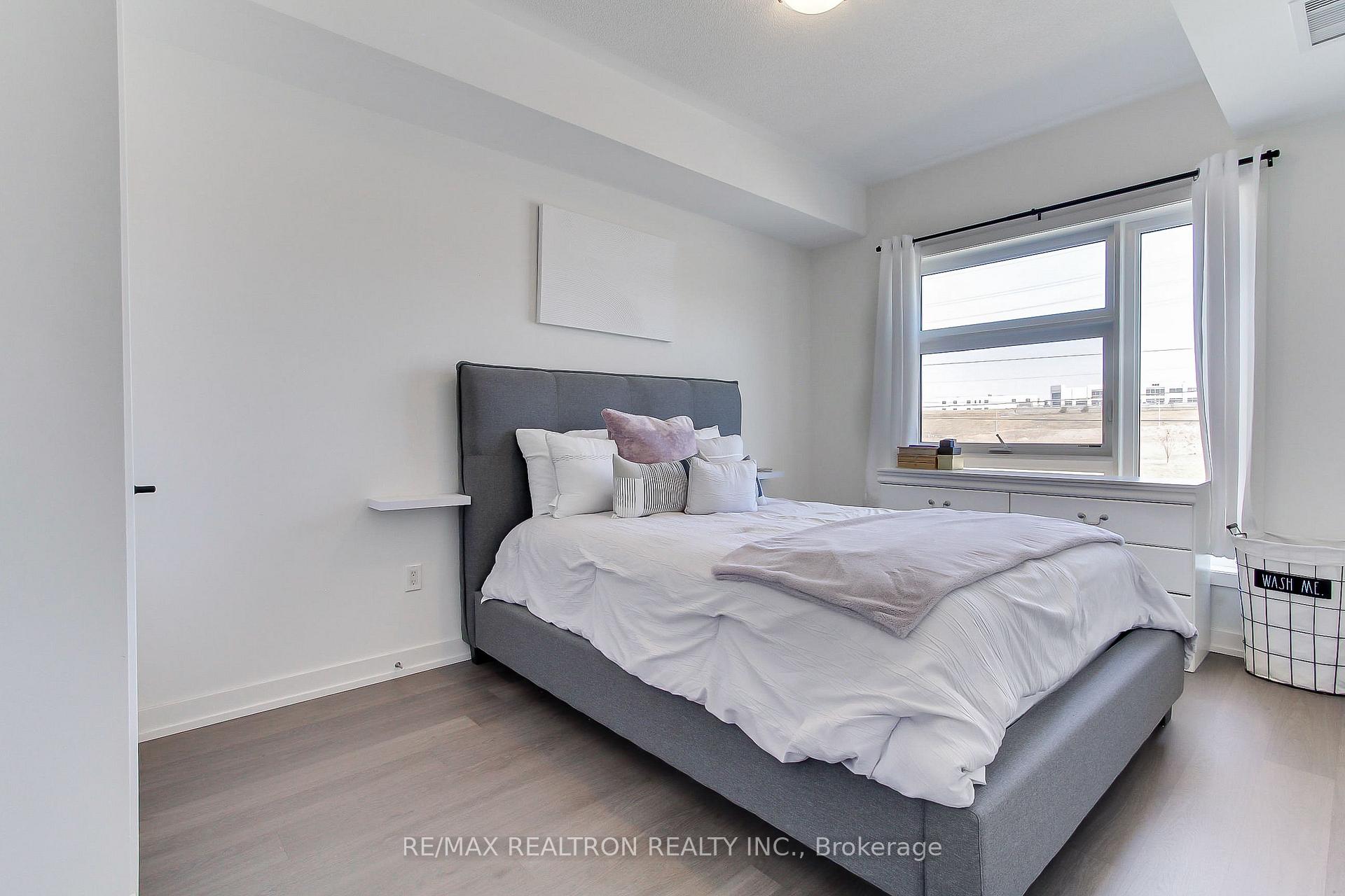 Photo 14 of Unit 242, 555 William Graham Dr, Aurora, Rural Aurora — HOMEH
