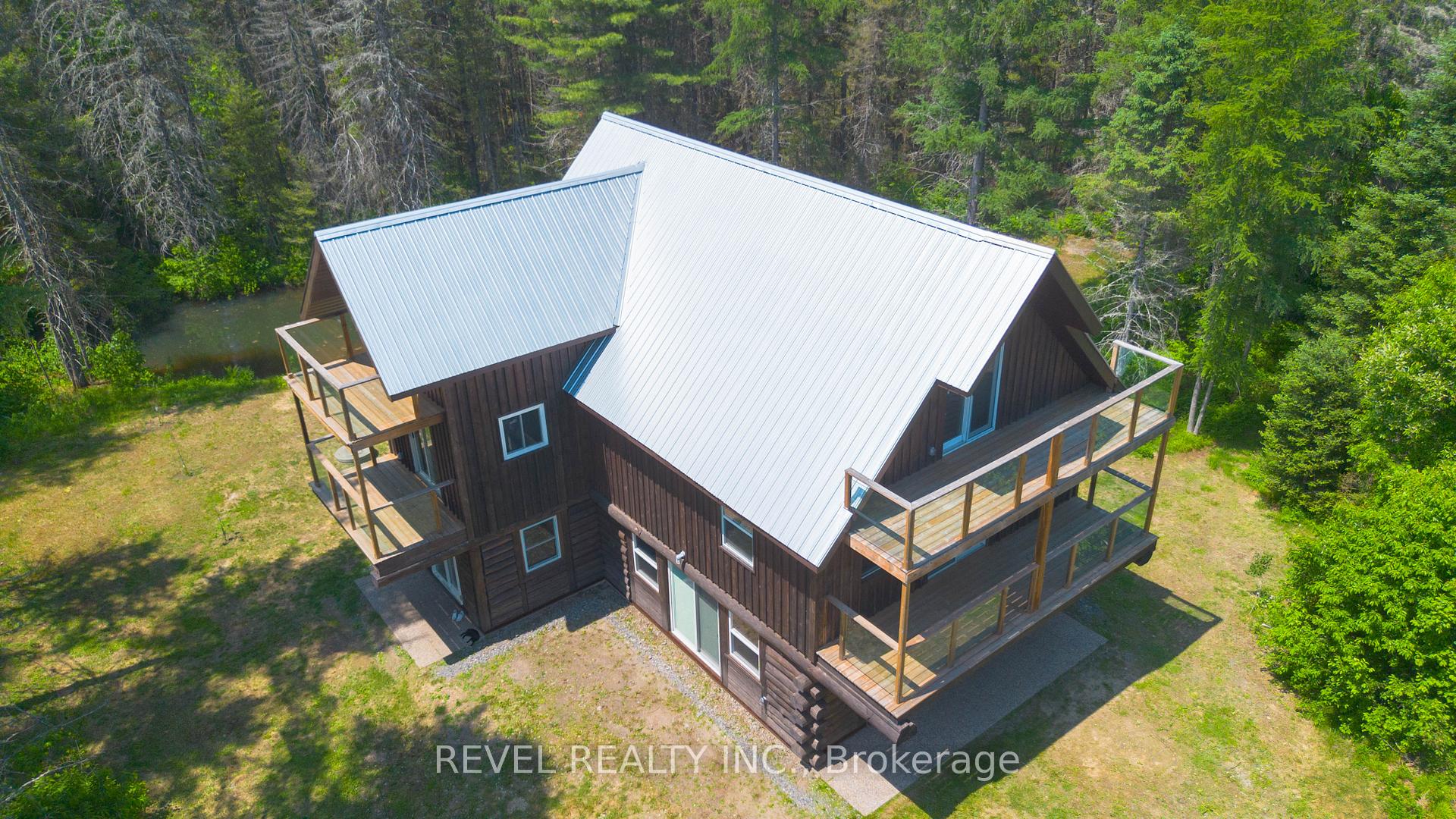Photo 4 of 3994 Eagle Lake Road, Parry Sound Remote Area, Lount — HOMEH