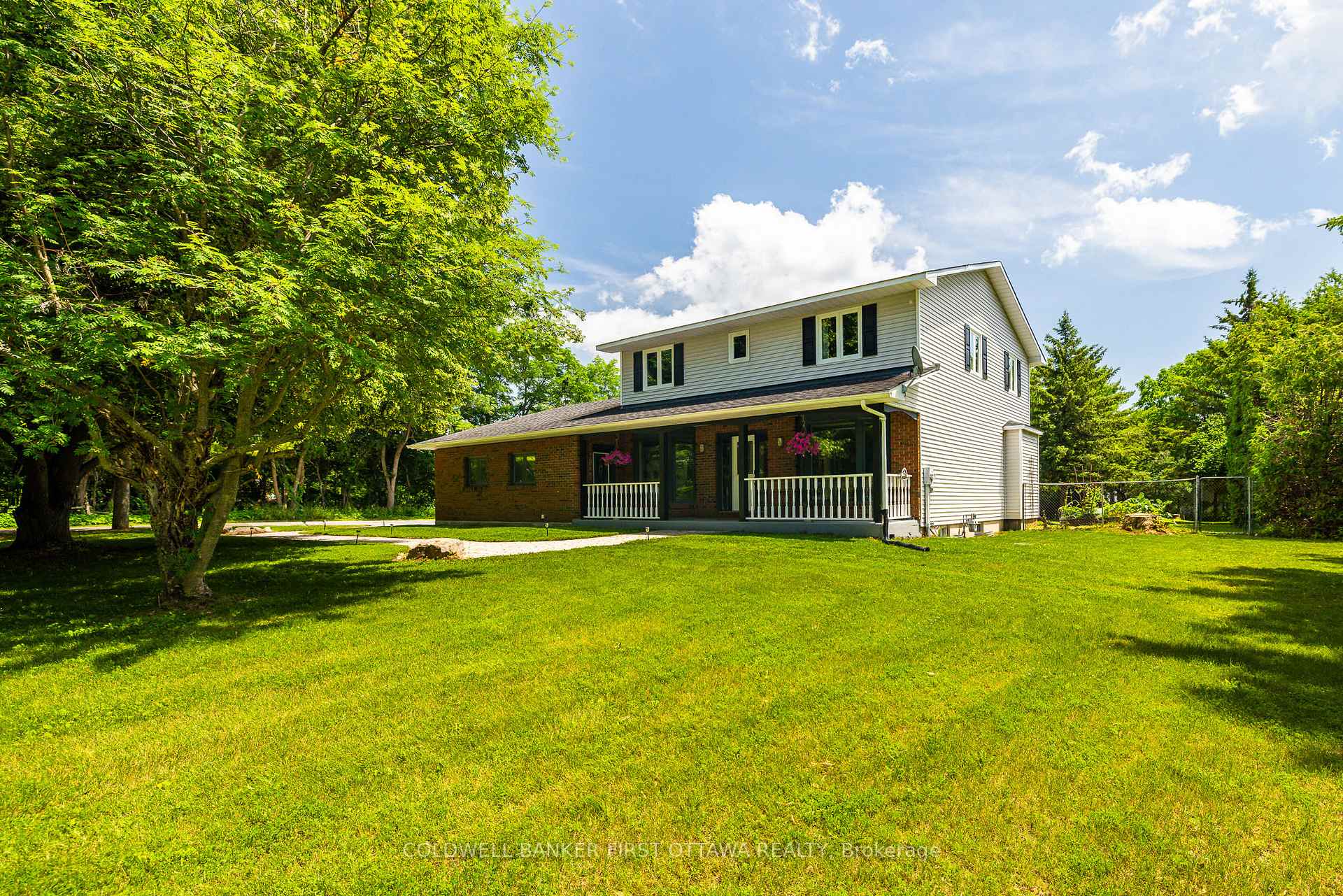 Photo 3 of 388 High Street, Beckwith, Beckwith Twp — HOMEH