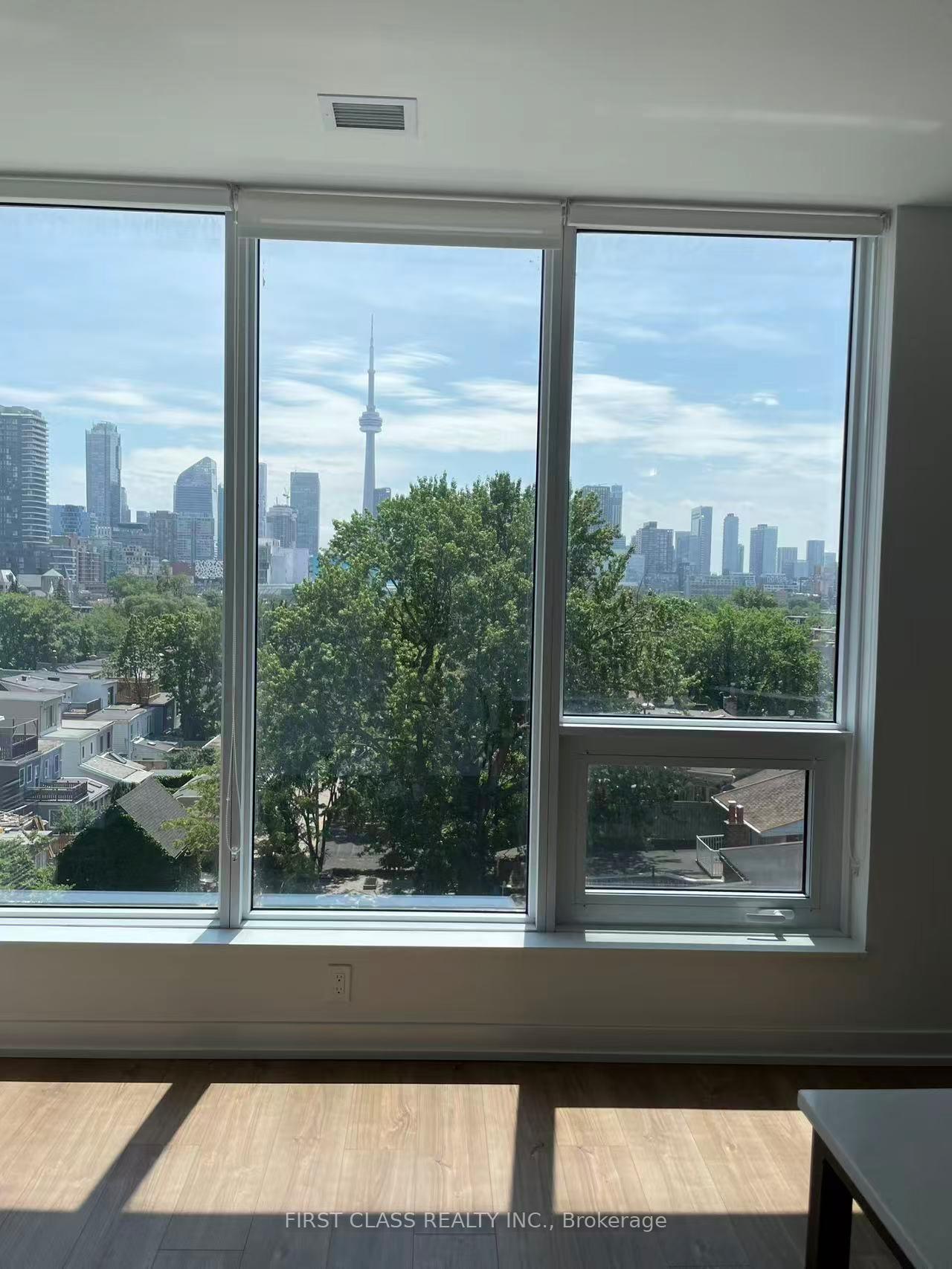 Photo 5 of Unit 610, 203 college Street, Toronto, Kensington-Chinatown — HOMEH
