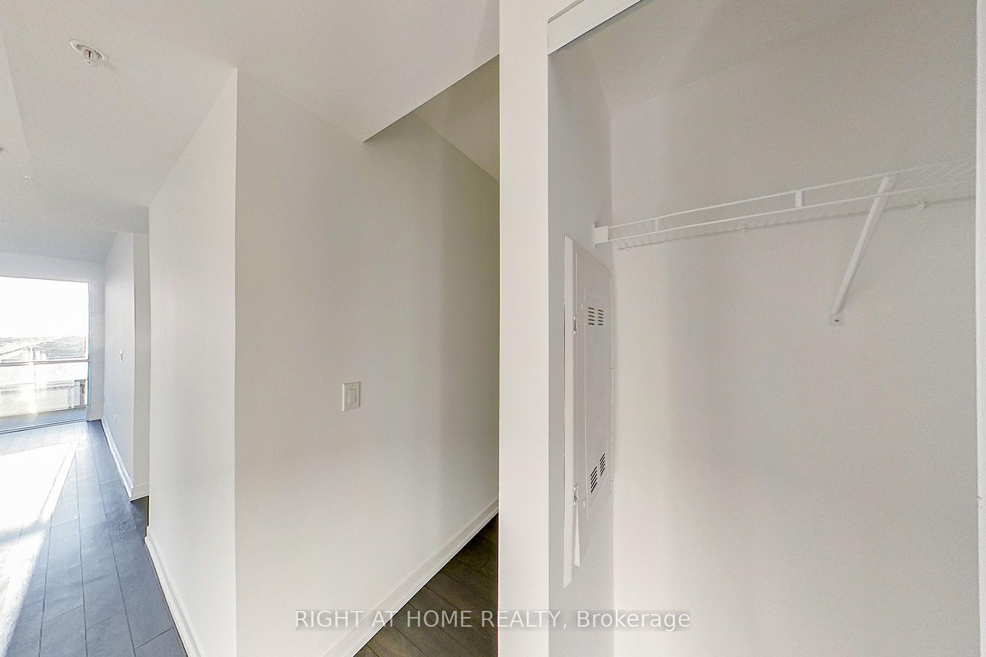 Photo 3 of Unit 1003, 550 North Service Road, Grimsby, Grimsby Beach — HOMEH