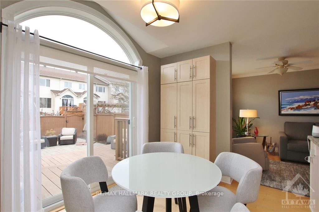 Photo 10 of 61 Scampton Drive, Ottawa, Kanata - Morgan's Grant/South March — HOMEH