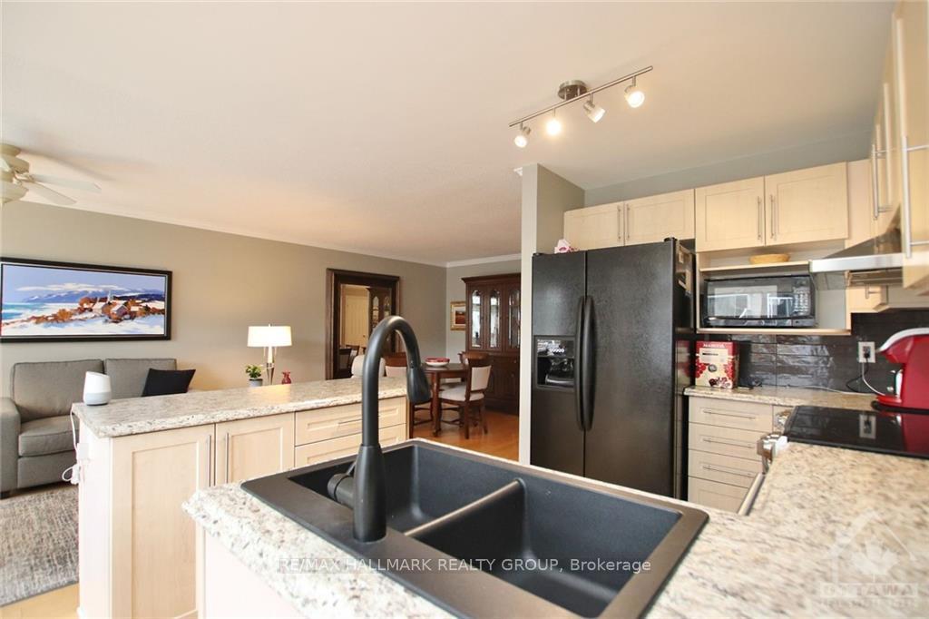 Photo 13 of 61 Scampton Drive, Ottawa, Kanata - Morgan's Grant/South March — HOMEH