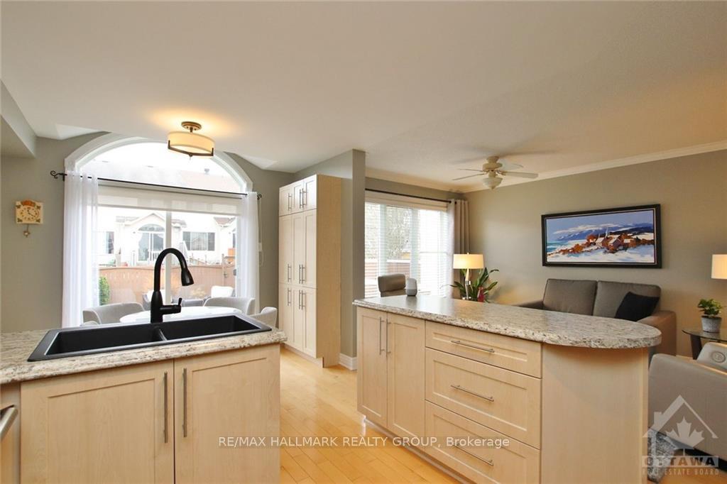 Photo 14 of 61 Scampton Drive, Ottawa, Kanata - Morgan's Grant/South March — HOMEH