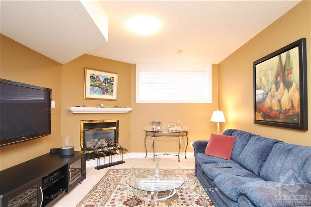 Photo 26 of 61 Scampton Drive, Ottawa, Kanata - Morgan's Grant/South March — HOMEH