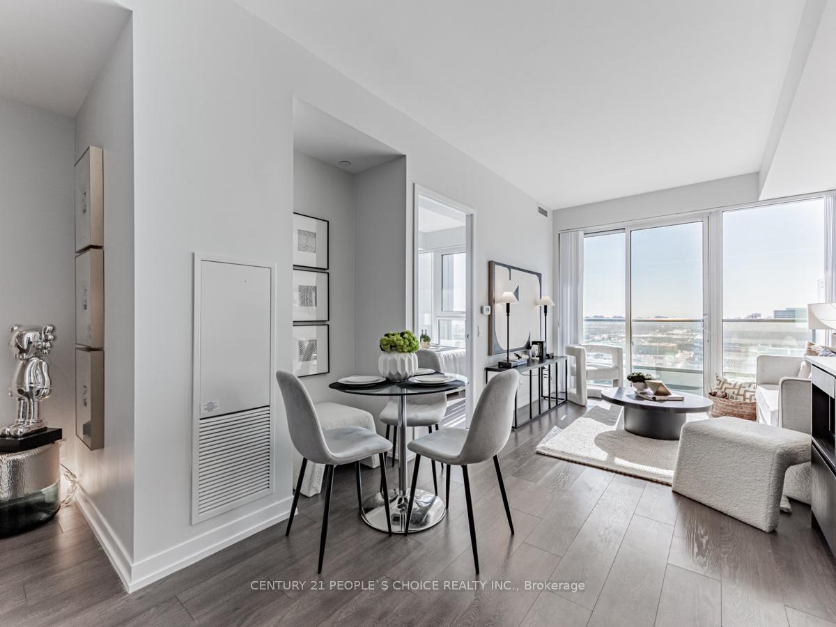 Photo 6 of Unit 1805, 898 Portage Parkway, Vaughan, Vaughan Corporate Centre — HOMEH