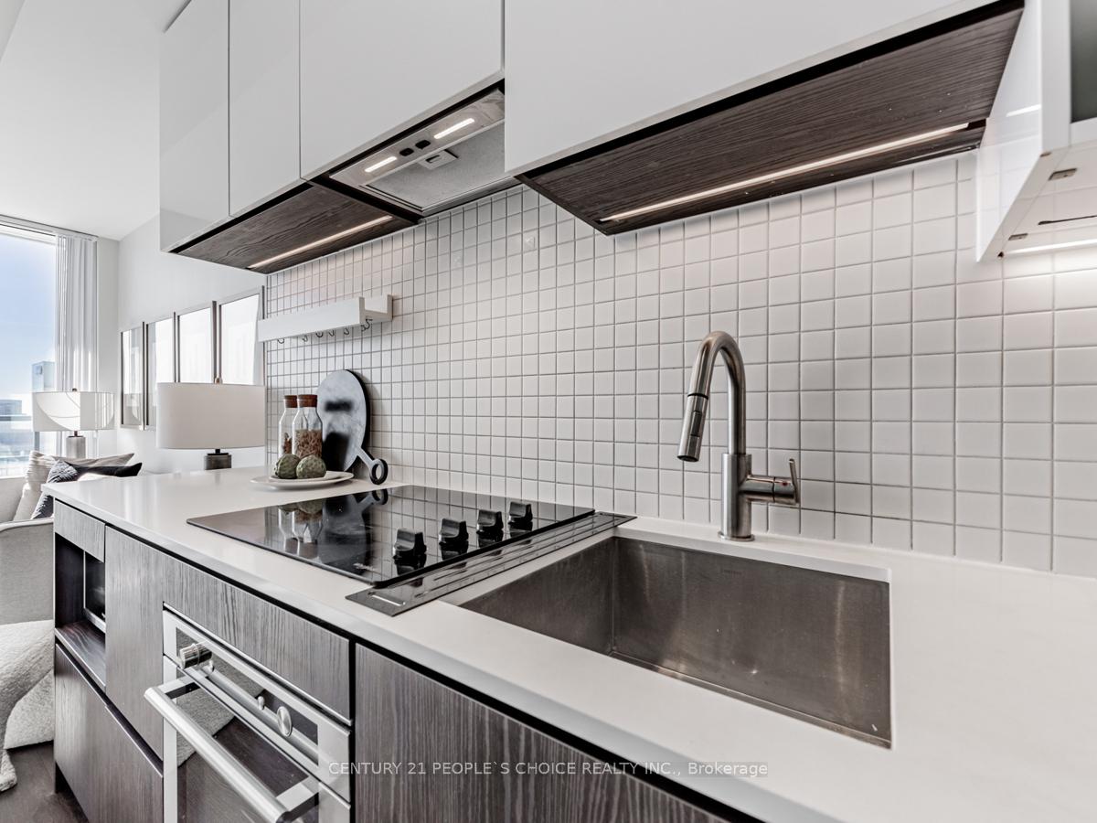 Photo 10 of Unit 1805, 898 Portage Parkway, Vaughan, Vaughan Corporate Centre — HOMEH