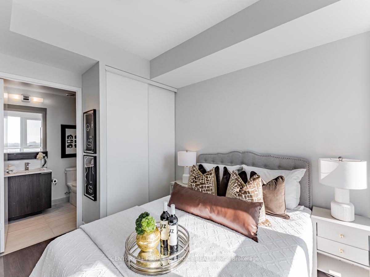 Photo 20 of Unit 1805, 898 Portage Parkway, Vaughan, Vaughan Corporate Centre — HOMEH