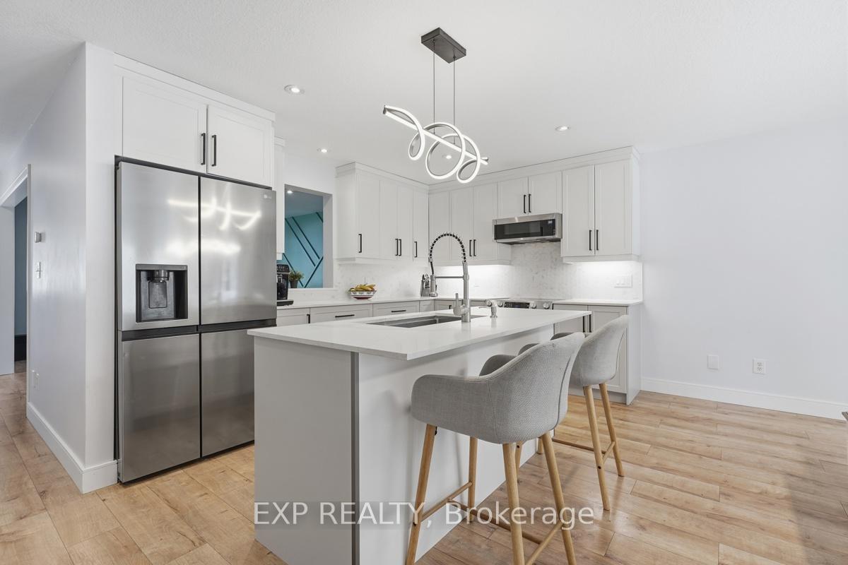 Photo 8 of 29 Augusta Crescent, St. Thomas — HOMEH