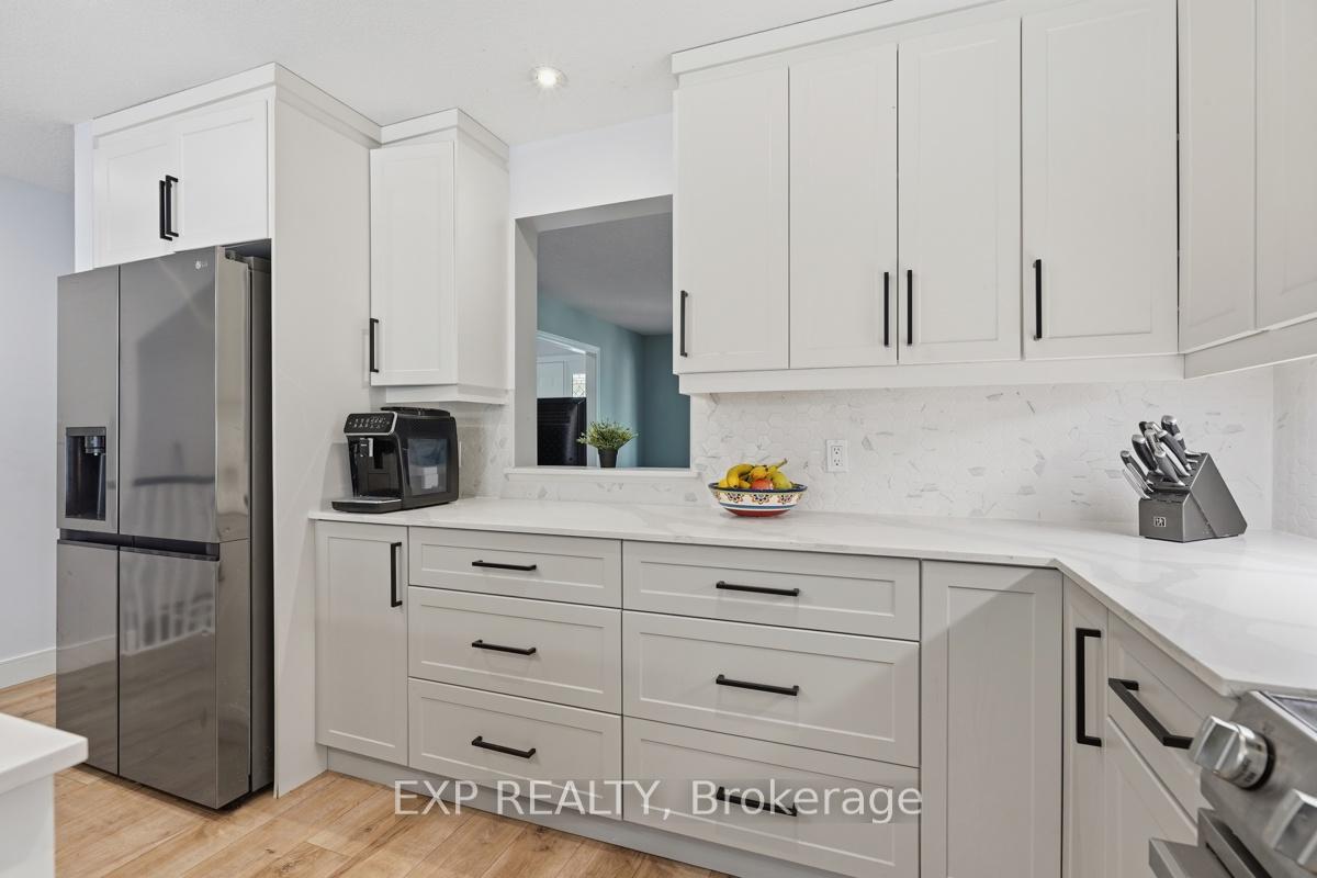 Photo 11 of 29 Augusta Crescent, St. Thomas — HOMEH