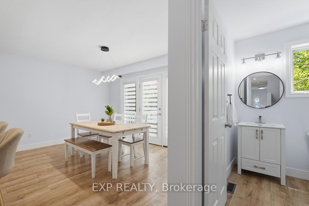 Photo 18 of 29 Augusta Crescent, St. Thomas — HOMEH