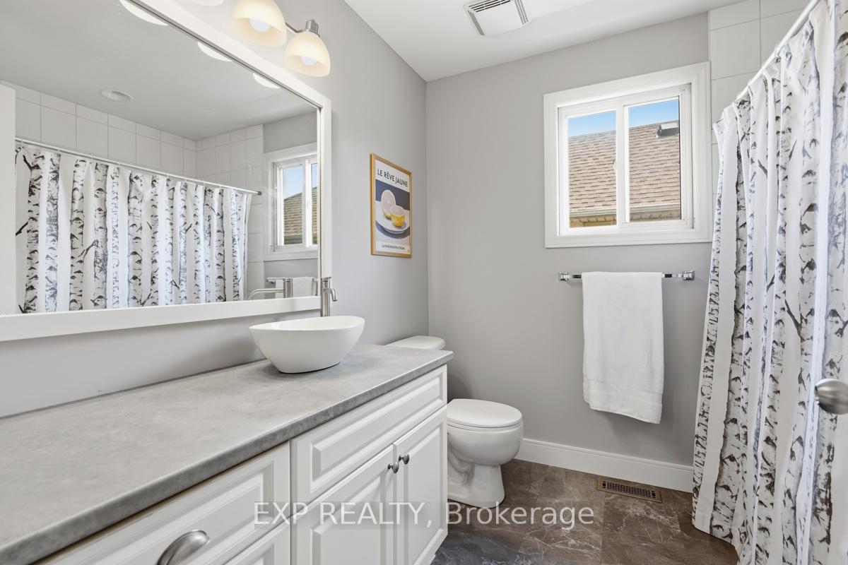 Photo 22 of 29 Augusta Crescent, St. Thomas — HOMEH
