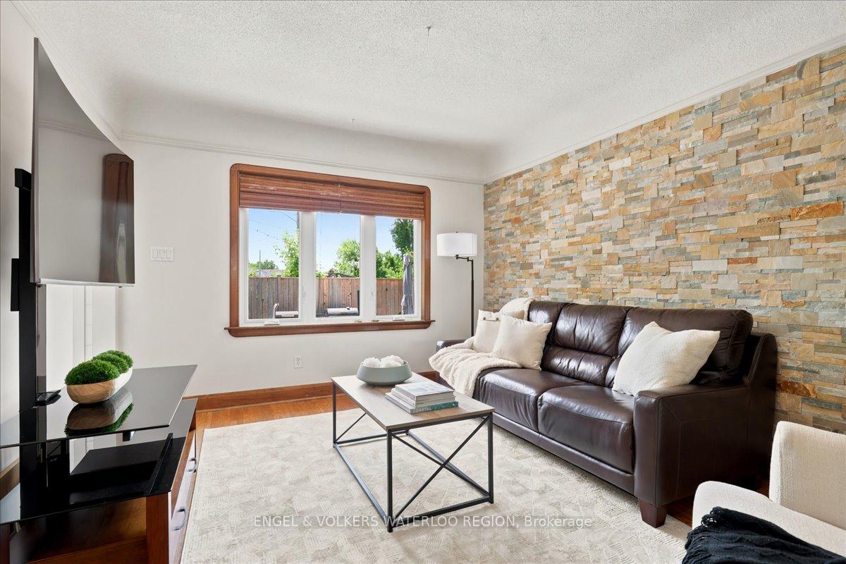 Photo 10 of 100 Stirling Avenue S, Kitchener, King East — HOMEH