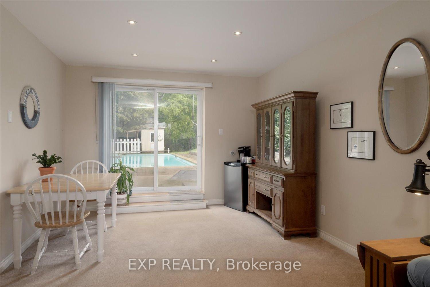 Photo 17 of 14 The Birches Street, London, South T — HOMEH