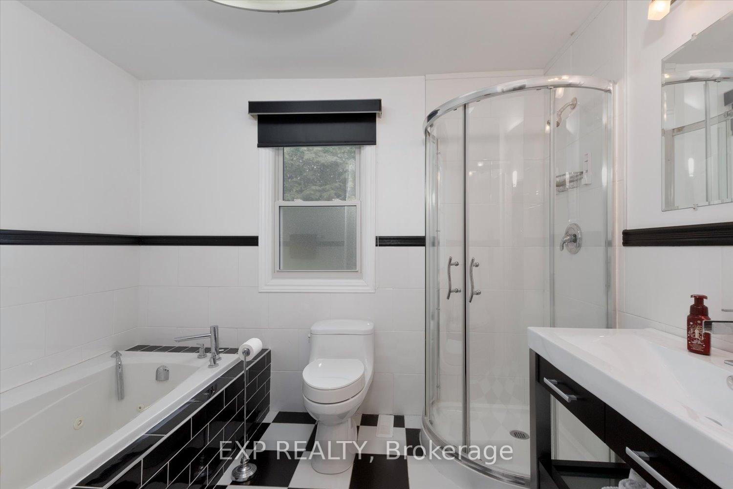 Photo 22 of 14 The Birches Street, London, South T — HOMEH