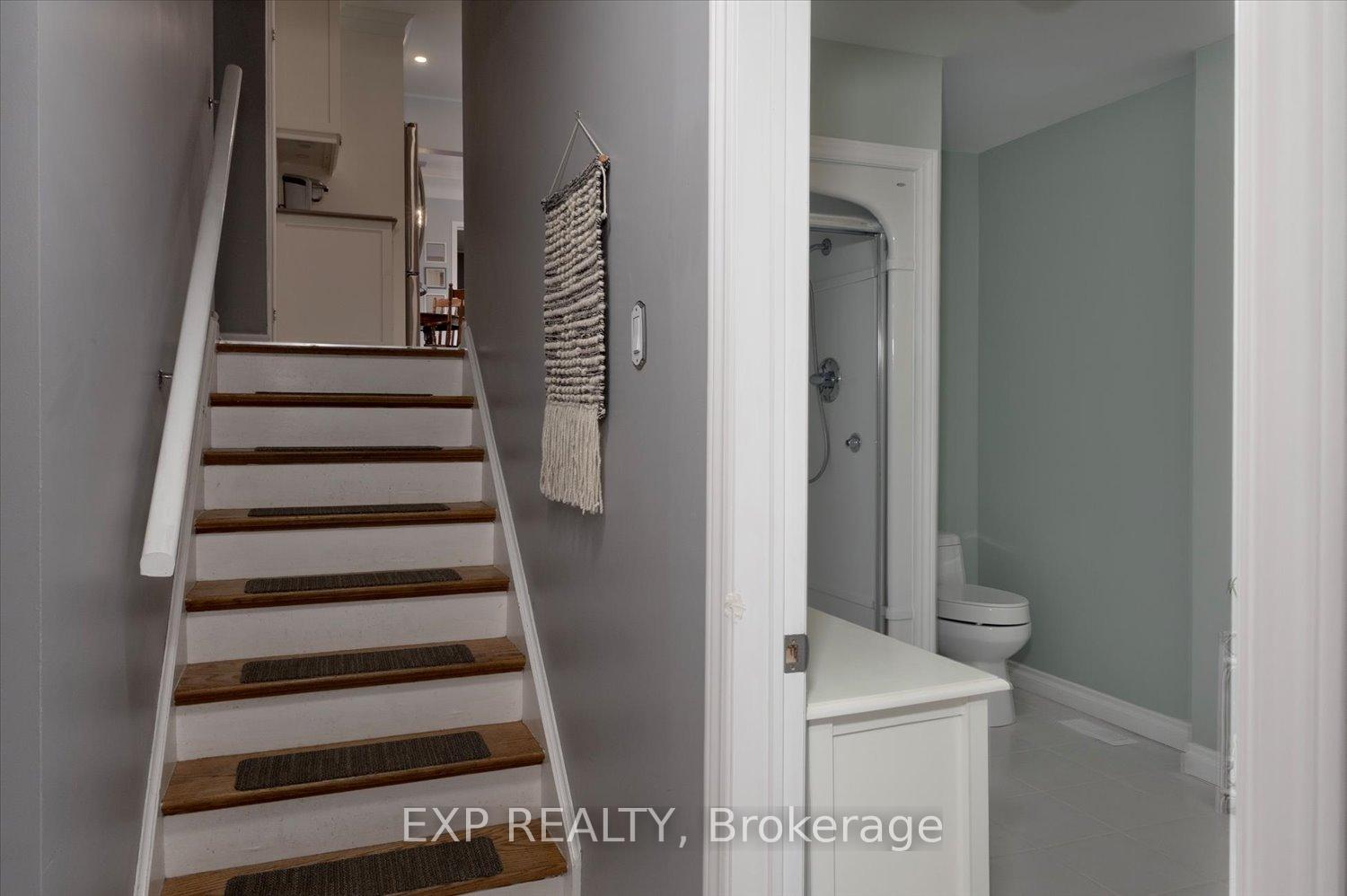Photo 28 of 14 The Birches Street, London, South T — HOMEH