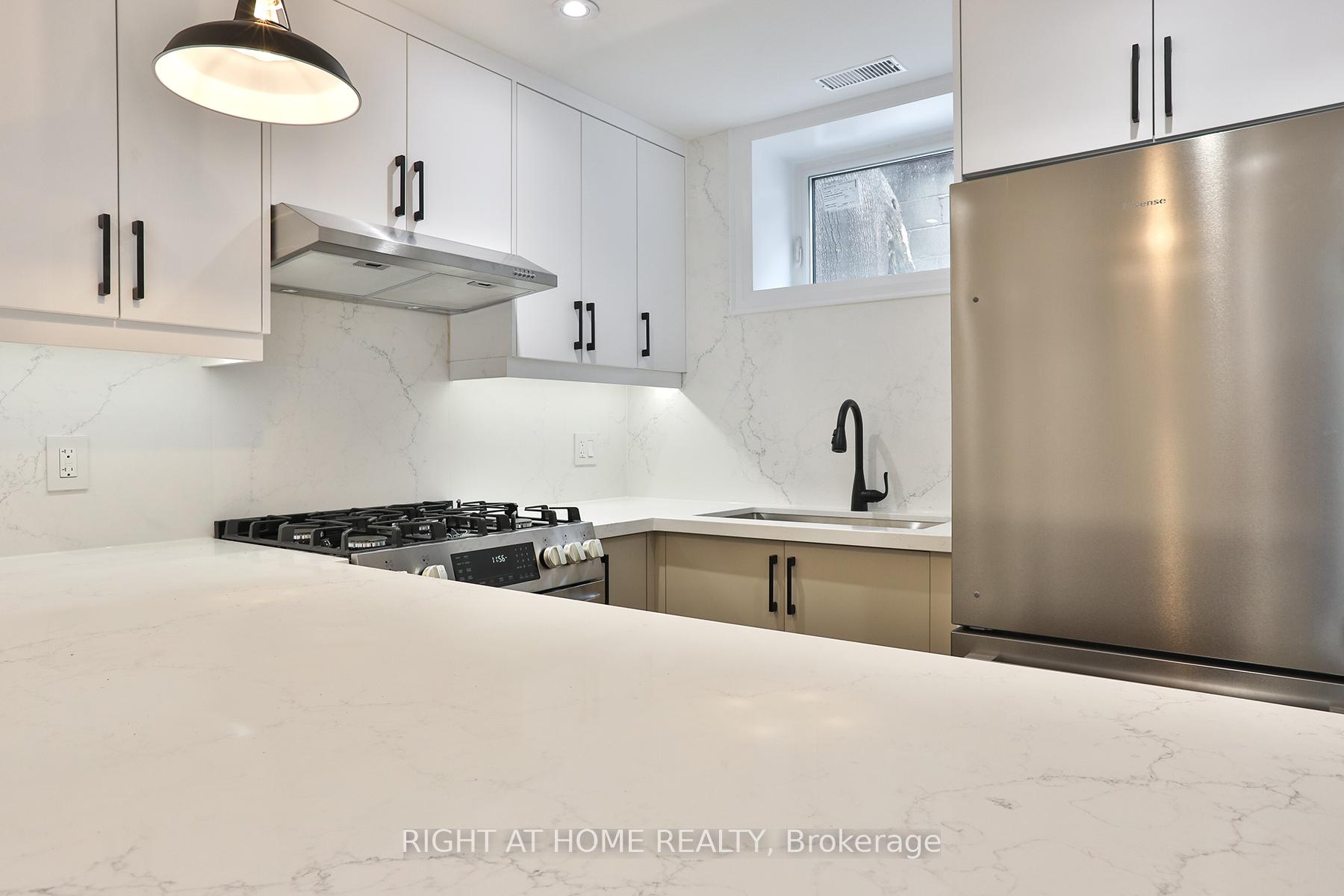 Photo 9 of Unit 4 (Garden Suite), 39 Fifteenth Street, Etobicoke, New Toronto — HOMEH