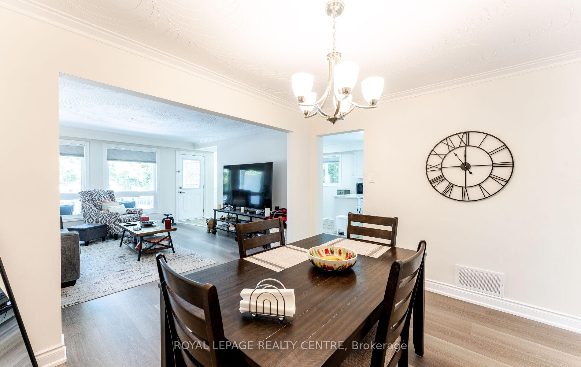 Photo 6 of Unit Upper, 540 Cavell Drive, Mississauga, Cooksville — HOMEH