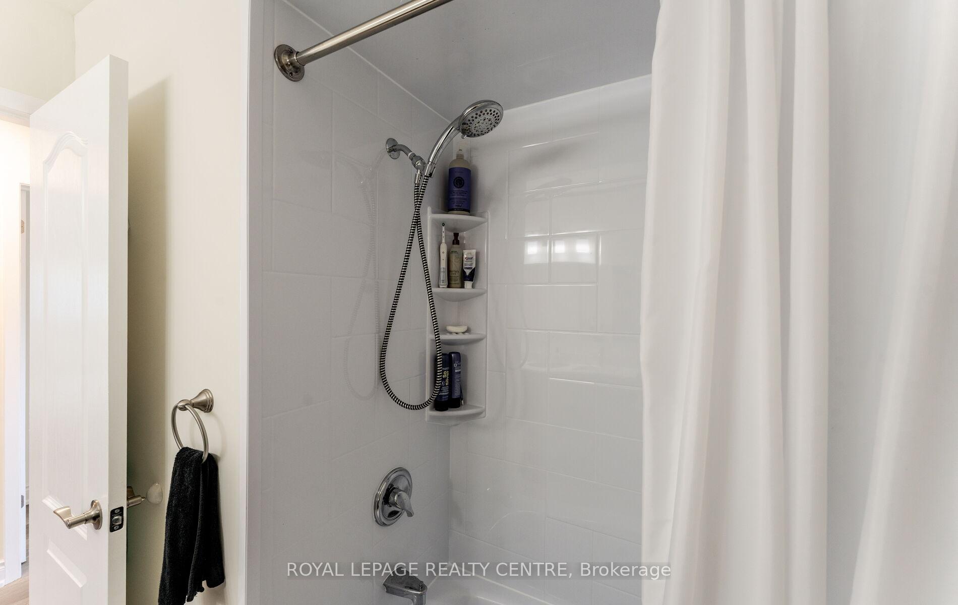 Photo 19 of Unit Upper, 540 Cavell Drive, Mississauga, Cooksville — HOMEH