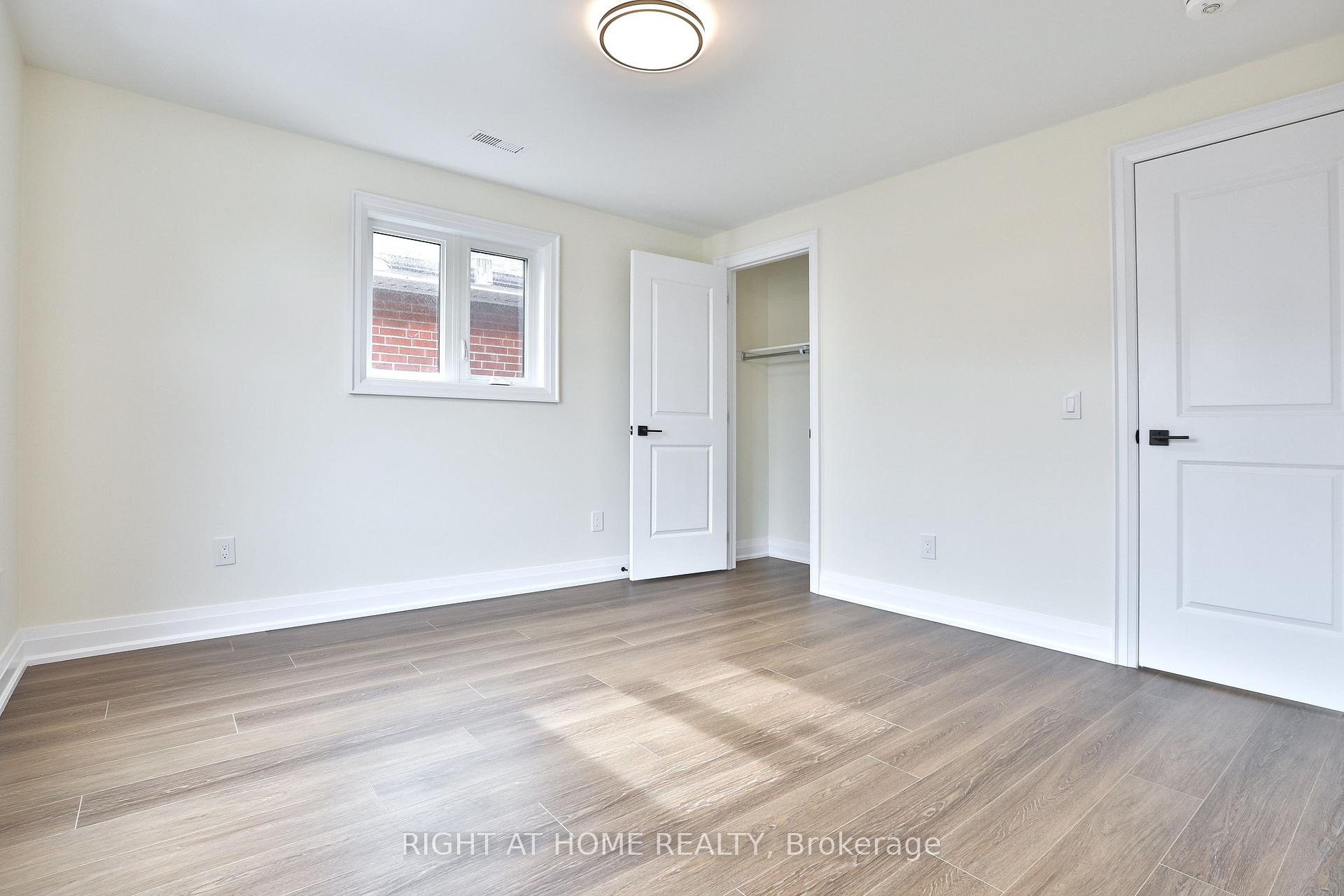 Photo 11 of Unit 3, 39 Fifteenth Street, Etobicoke, New Toronto — HOMEH