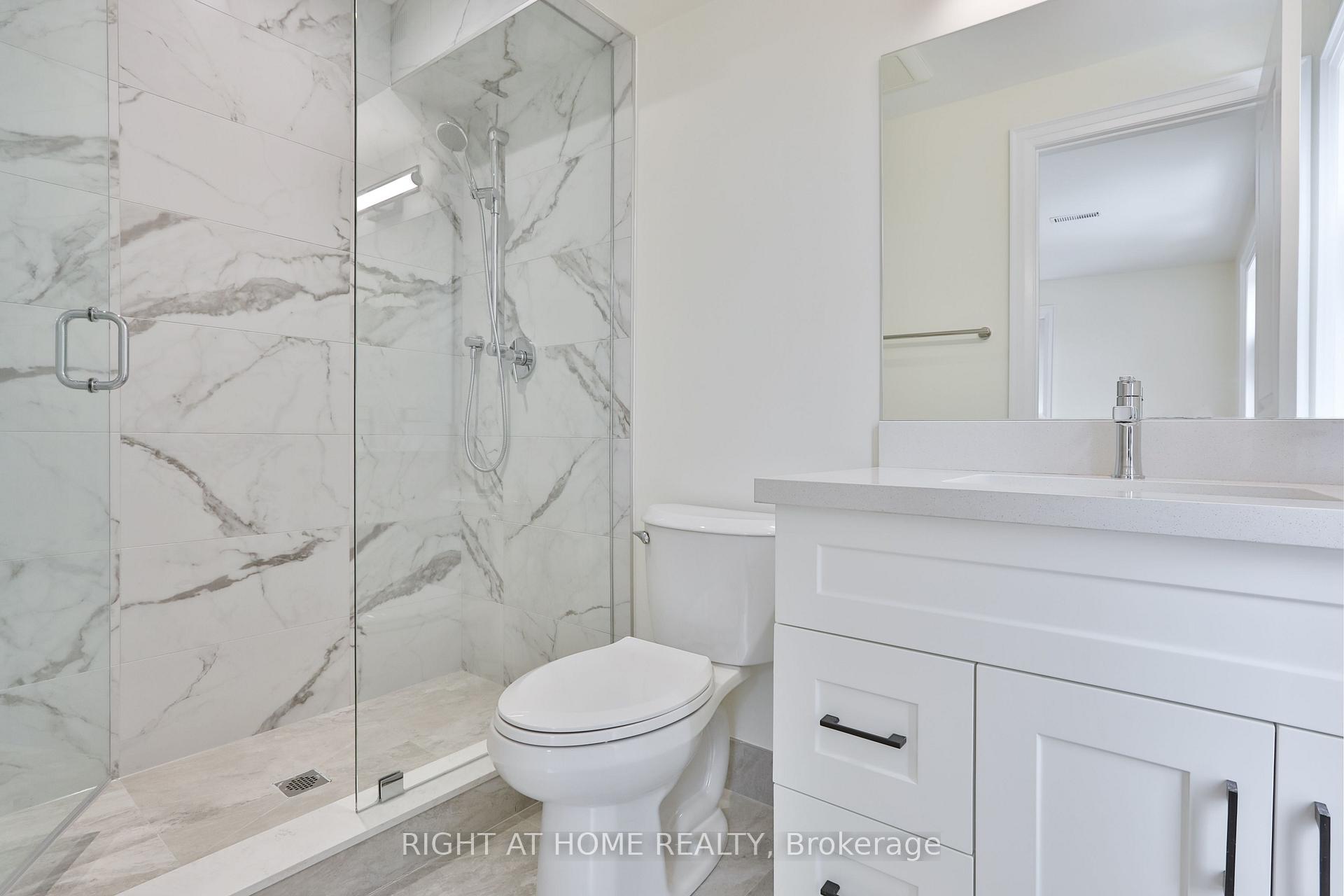 Photo 13 of Unit 3, 39 Fifteenth Street, Etobicoke, New Toronto — HOMEH