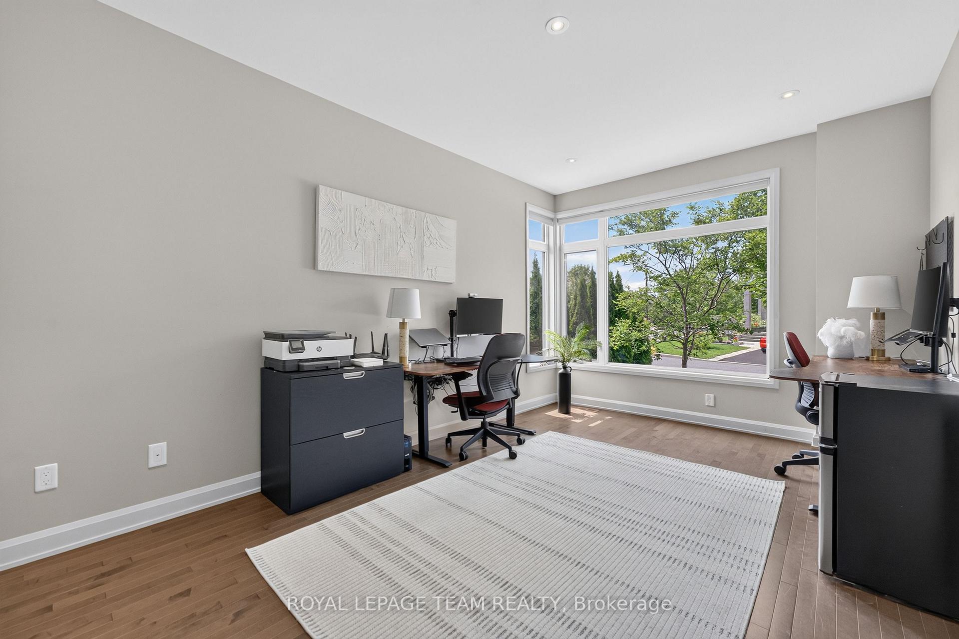 Photo 4 of 252 Sunnyridge Crescent, Ottawa, Kanata - Emerald Meadows/Trailwest — HOMEH