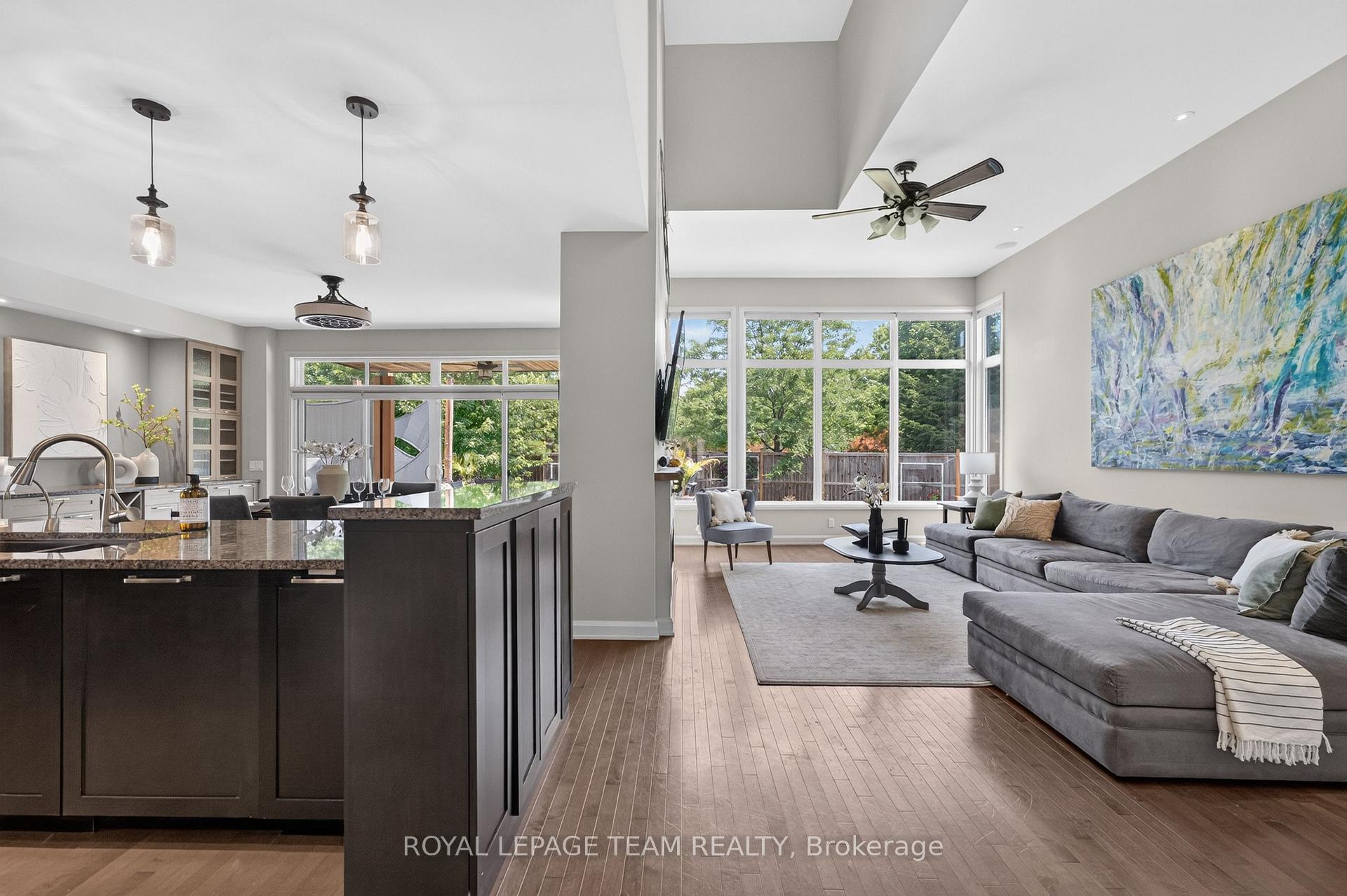 Photo 6 of 252 Sunnyridge Crescent, Ottawa, Kanata - Emerald Meadows/Trailwest — HOMEH