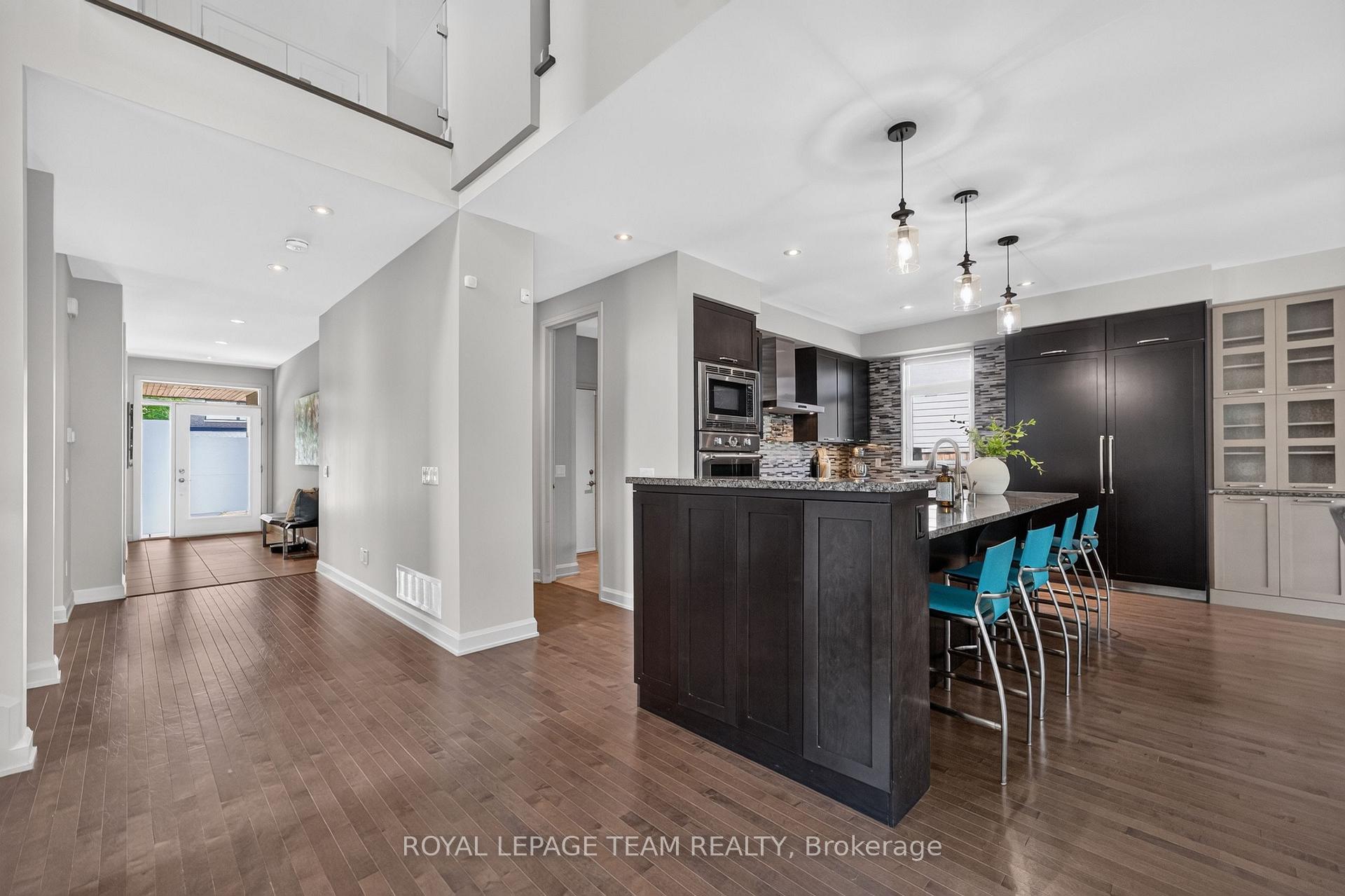 Photo 11 of 252 Sunnyridge Crescent, Ottawa, Kanata - Emerald Meadows/Trailwest — HOMEH